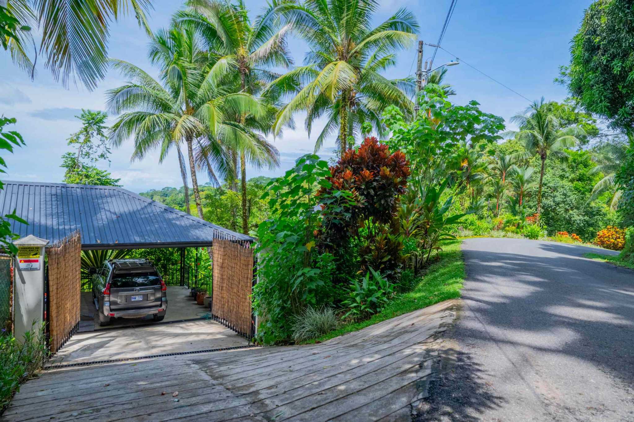 66592 (32) Luxury 3-Bedroom Ocean View Home with Private Pool and Guest House in San Josecito above Uvita Costa Rica