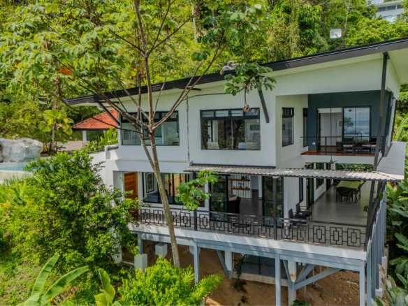Stunning Ocean-View 3-Bedroom Jungle Retreat with Infinity Pool in Uvita Costa Rica