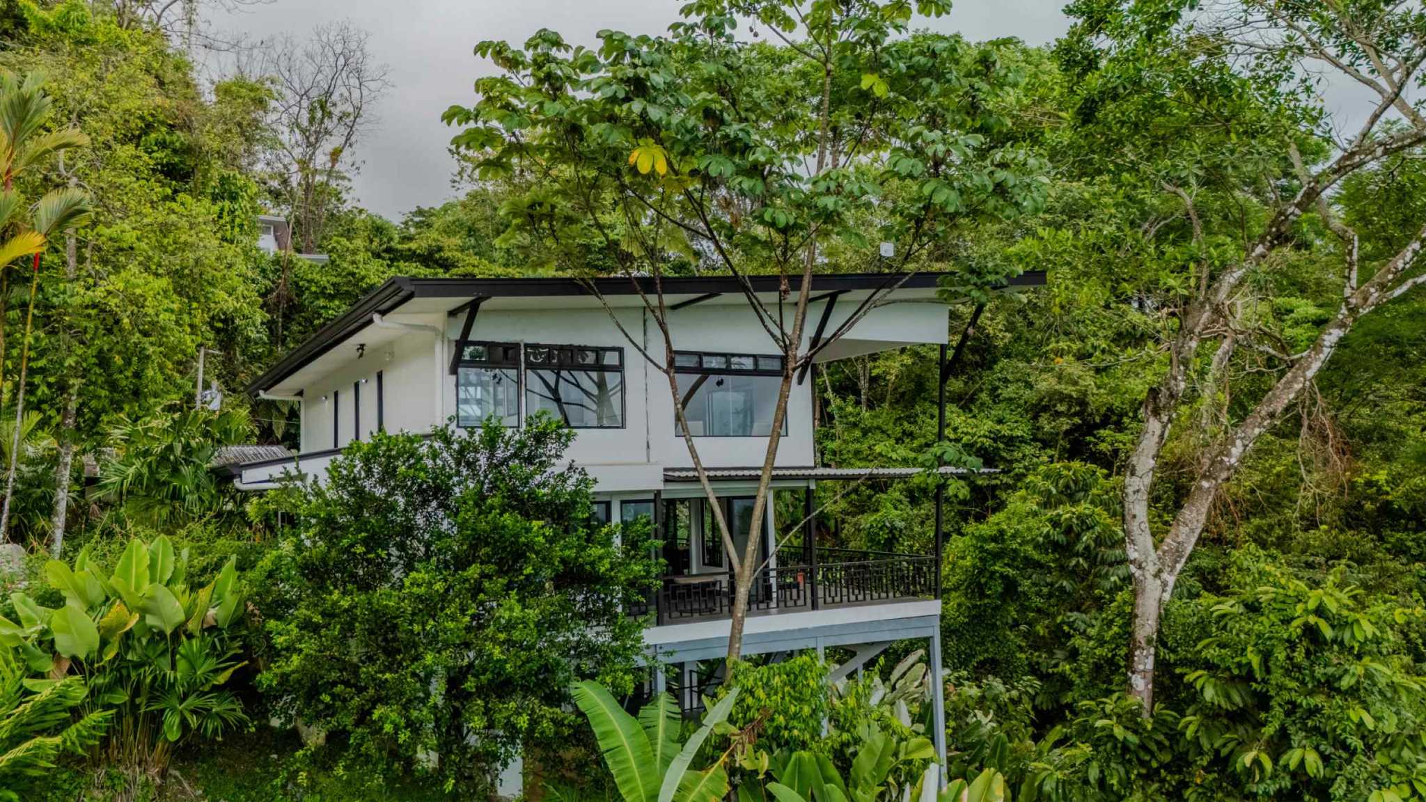 66665-2 Stunning Ocean-View 3-Bedroom Jungle Retreat with Infinity Pool in Uvita Costa Rica