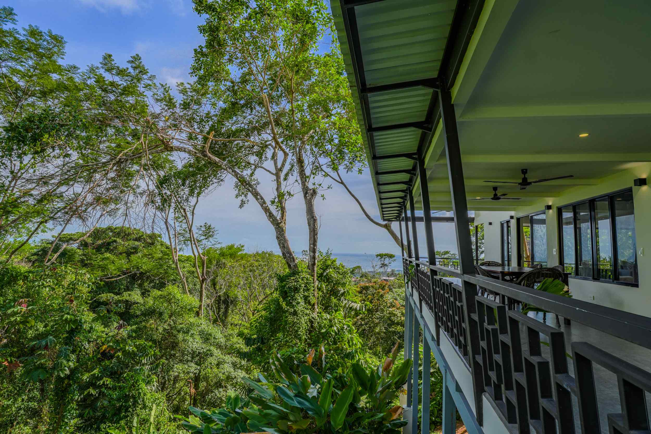 Stunning Ocean-View 3-Bedroom Jungle Retreat with Infinity Pool in Uvita Costa Rica