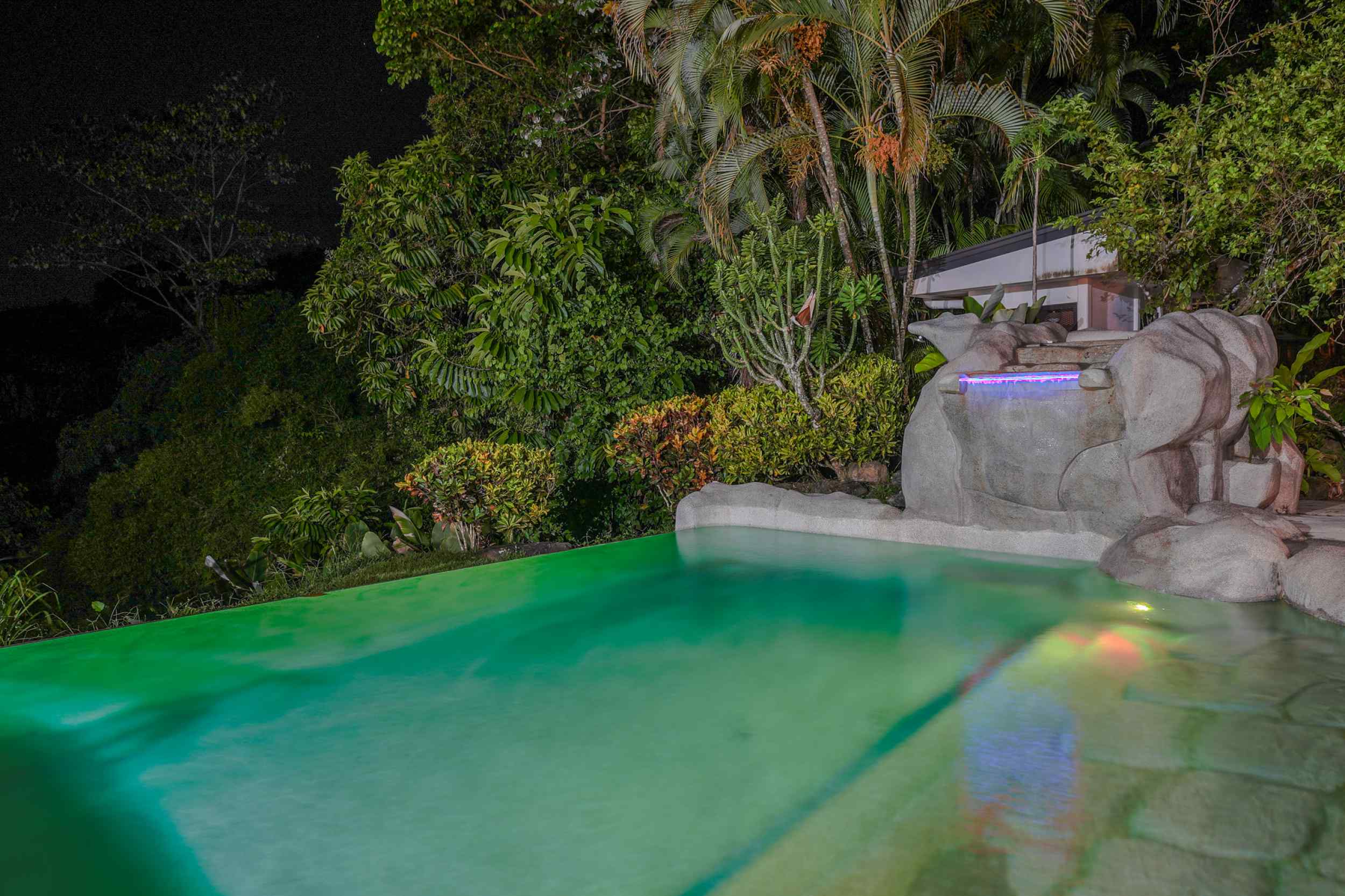 Stunning Ocean-View 3-Bedroom Jungle Retreat with Infinity Pool in Uvita Costa Rica
