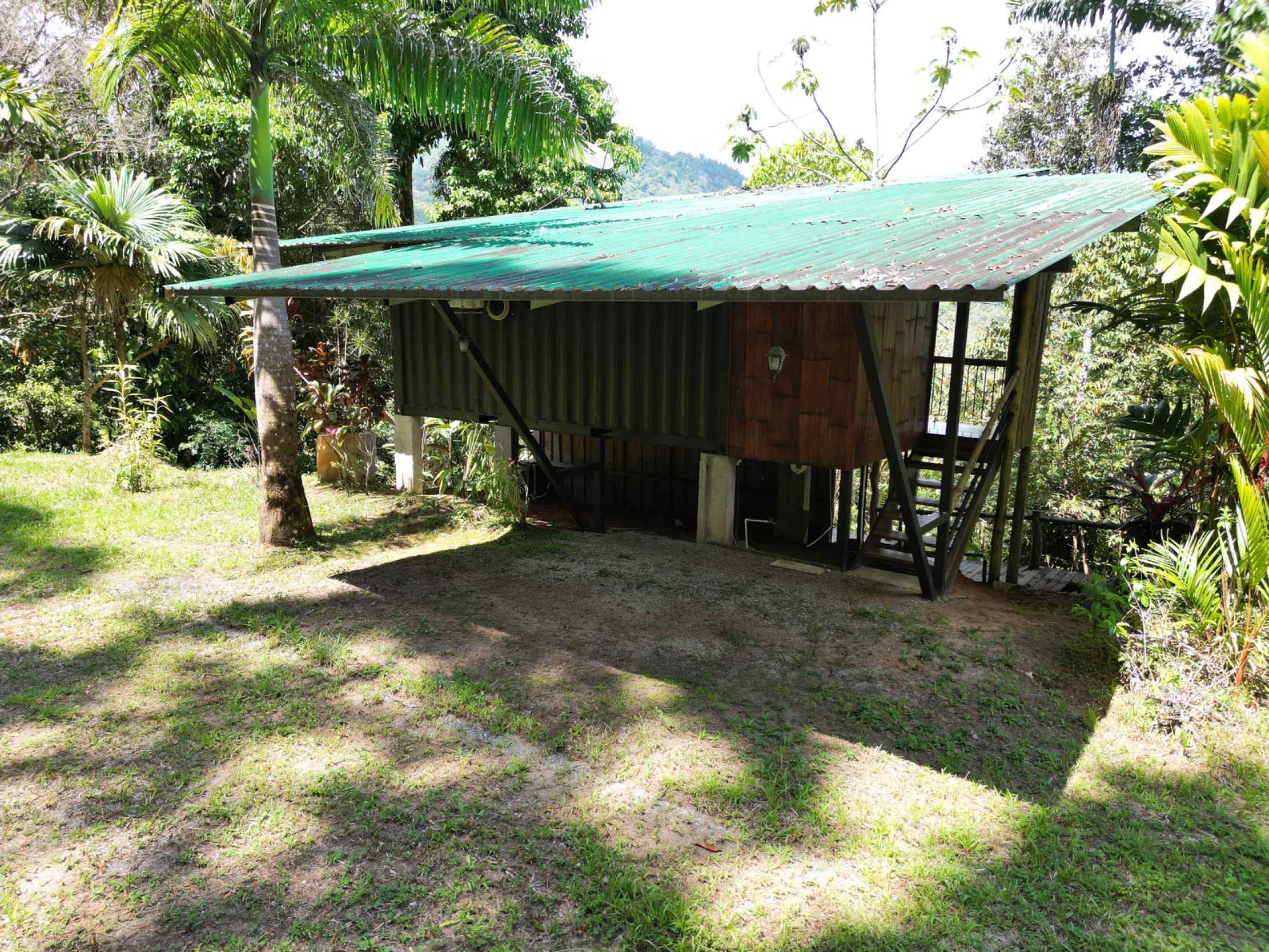 66672-17 Secluded 1-Bedroom Jungle Cabin with Mountain Views & 2.5 Acres in Tinamastes Costa Rica