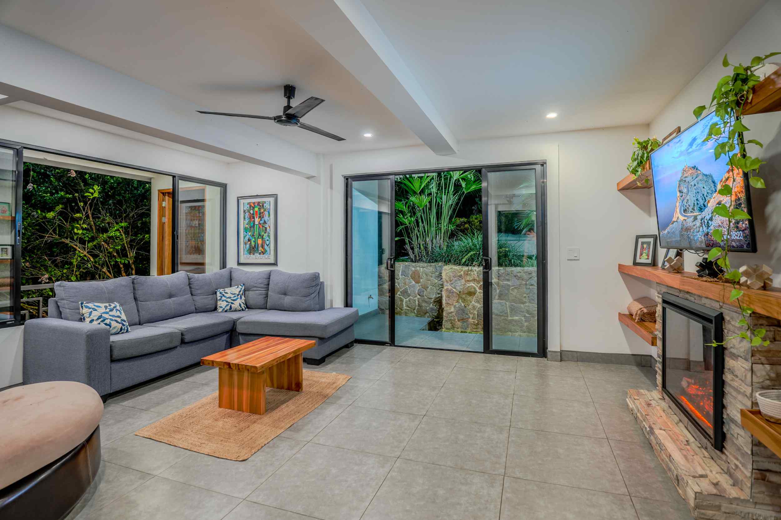 Stunning Ocean-View 3-Bedroom Jungle Retreat with Infinity Pool in Uvita Costa Rica