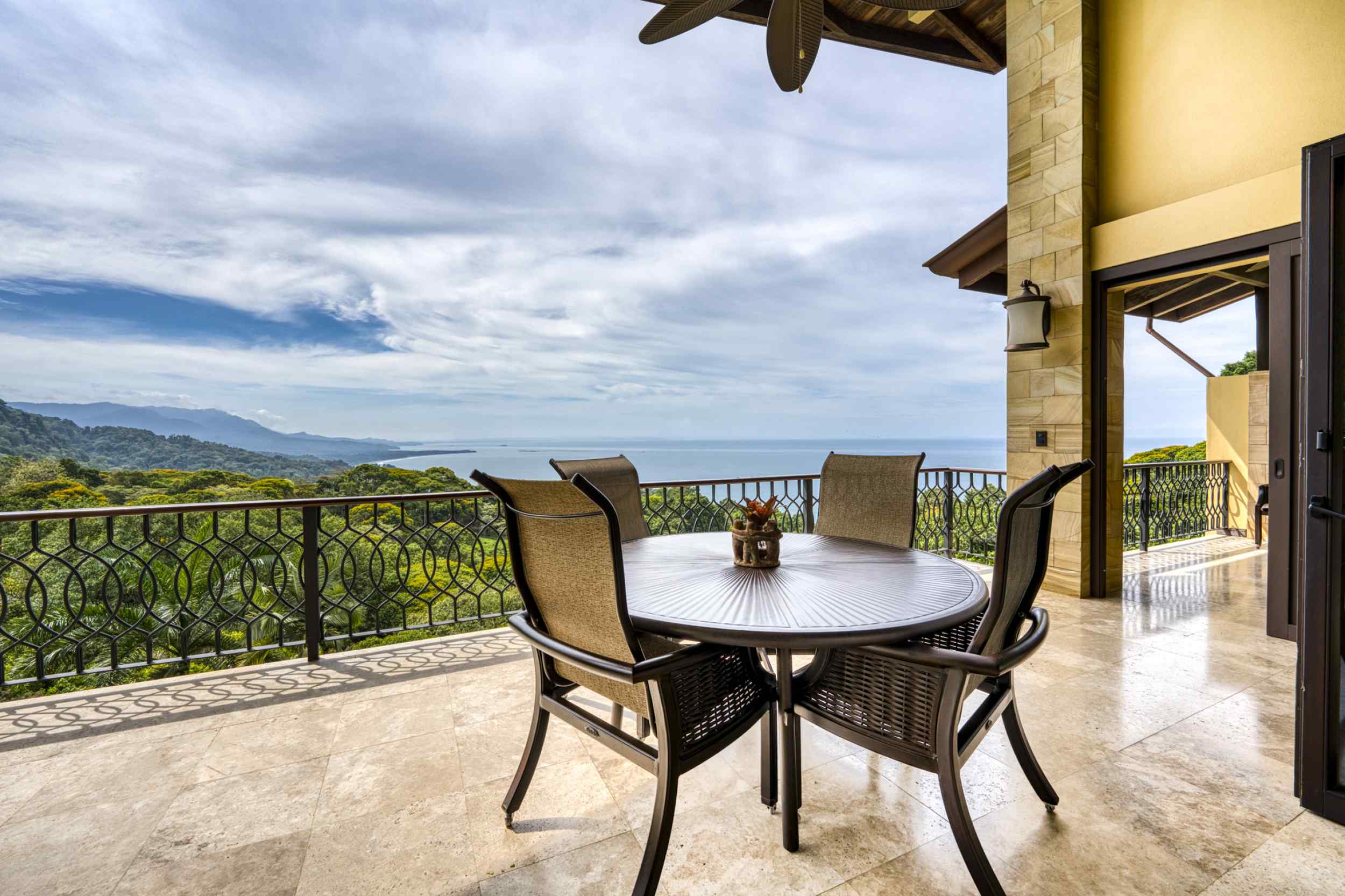 71612-10 Spectacular 6-Bedroom Estate with Ocean Views, Infinity Pool & Jungle Privacy in Dominical Costa Rica