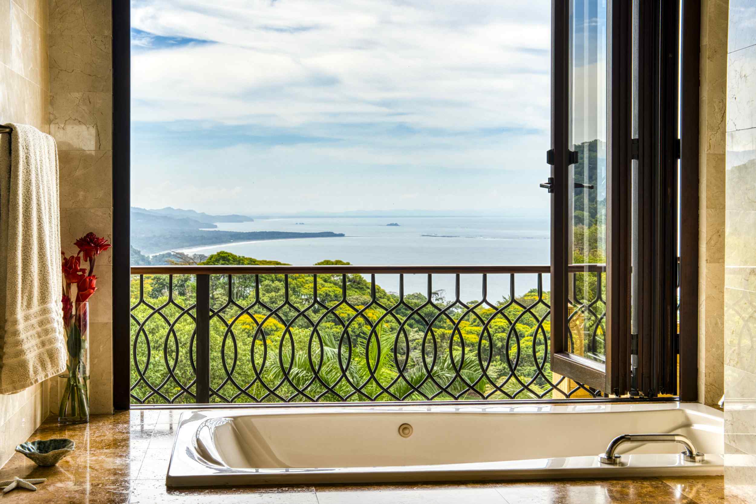 71612-12 Spectacular 6-Bedroom Estate with Ocean Views, Infinity Pool & Jungle Privacy in Dominical Costa Rica