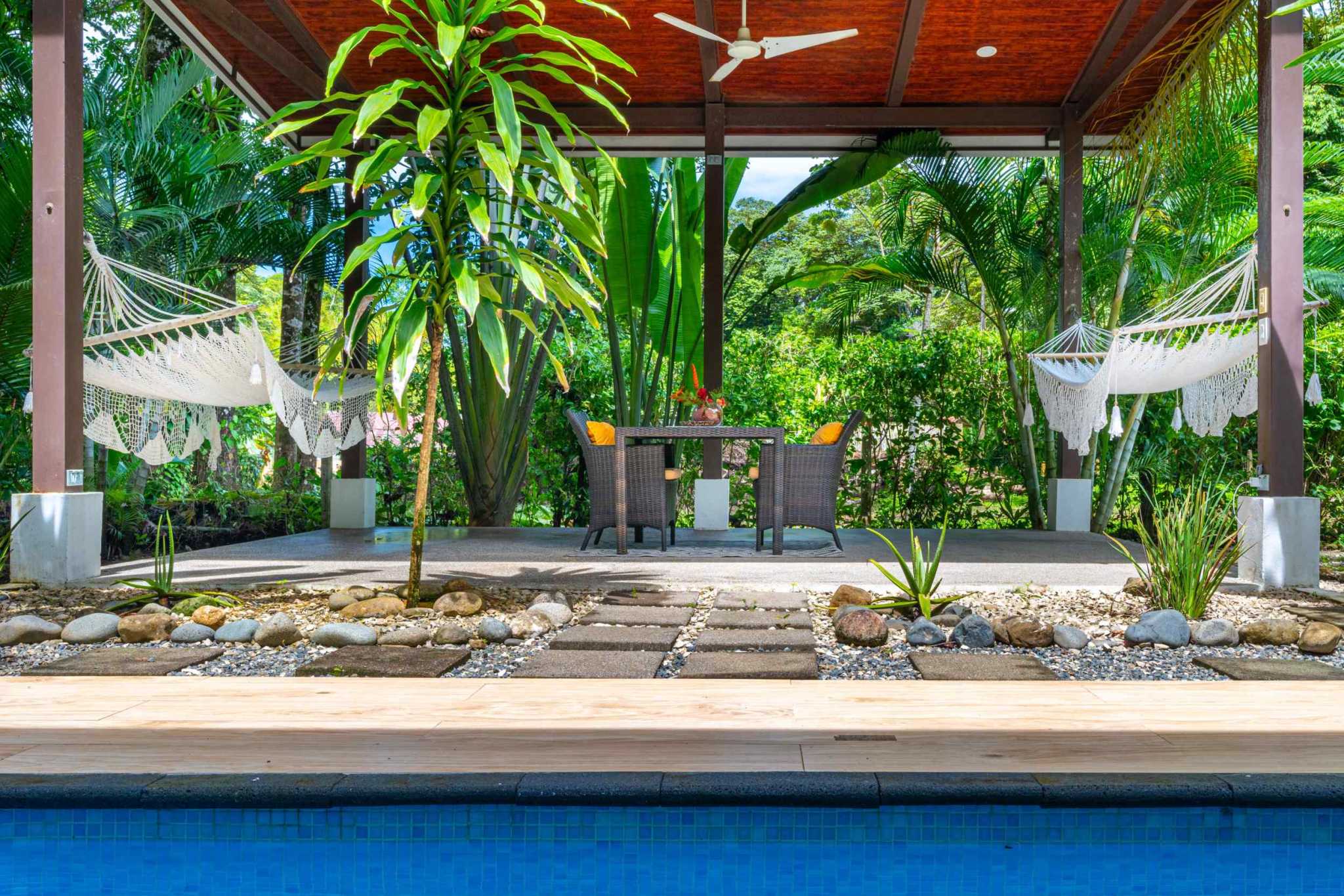 Charming 1-Bedroom Modern Casita with Saltwater Pool & Jungle Views in Ojochal Costa Rica
