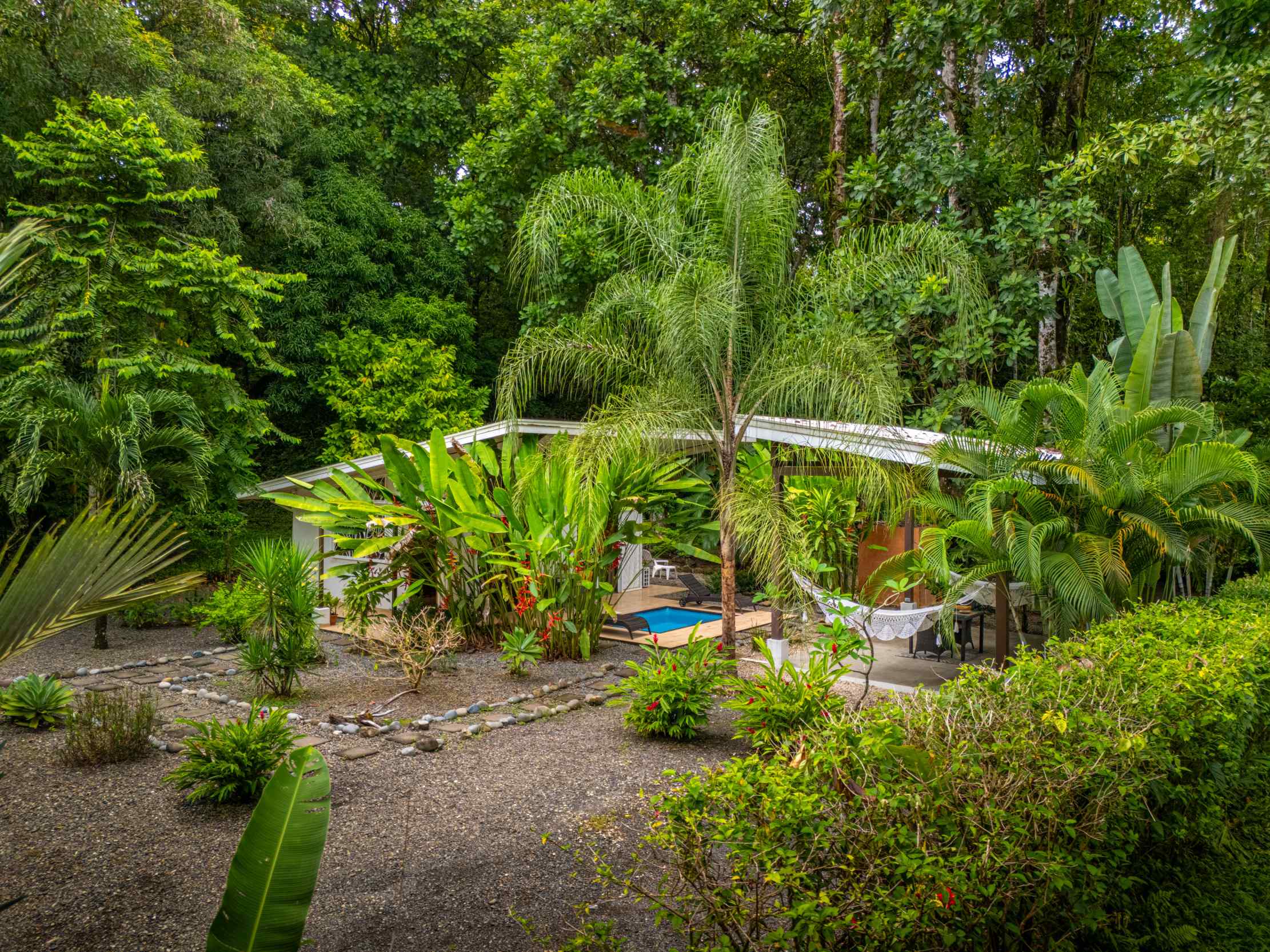 71880-28 Charming 1-Bedroom Modern Casita with Saltwater Pool & Jungle Views in Ojochal Costa Rica