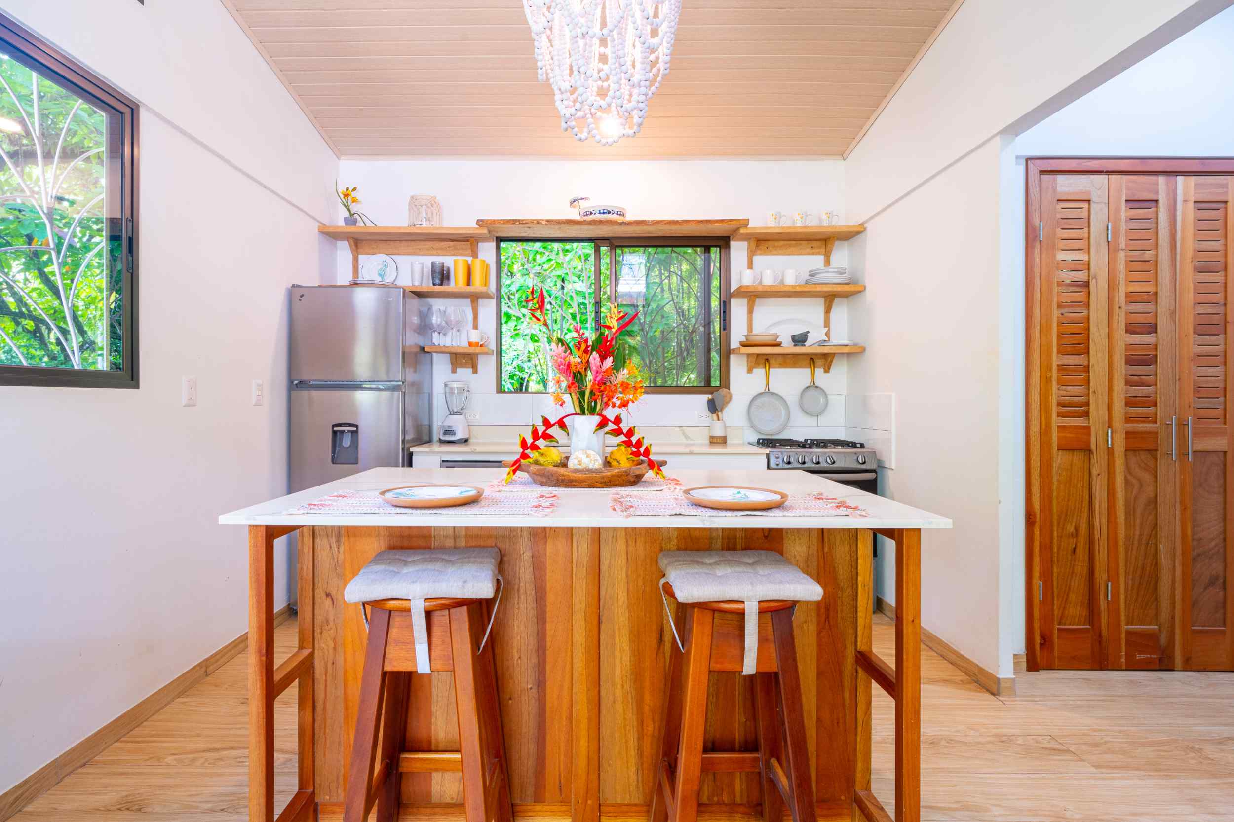 71880-20 Charming 1-Bedroom Modern Casita with Saltwater Pool & Jungle Views in Ojochal Costa Rica