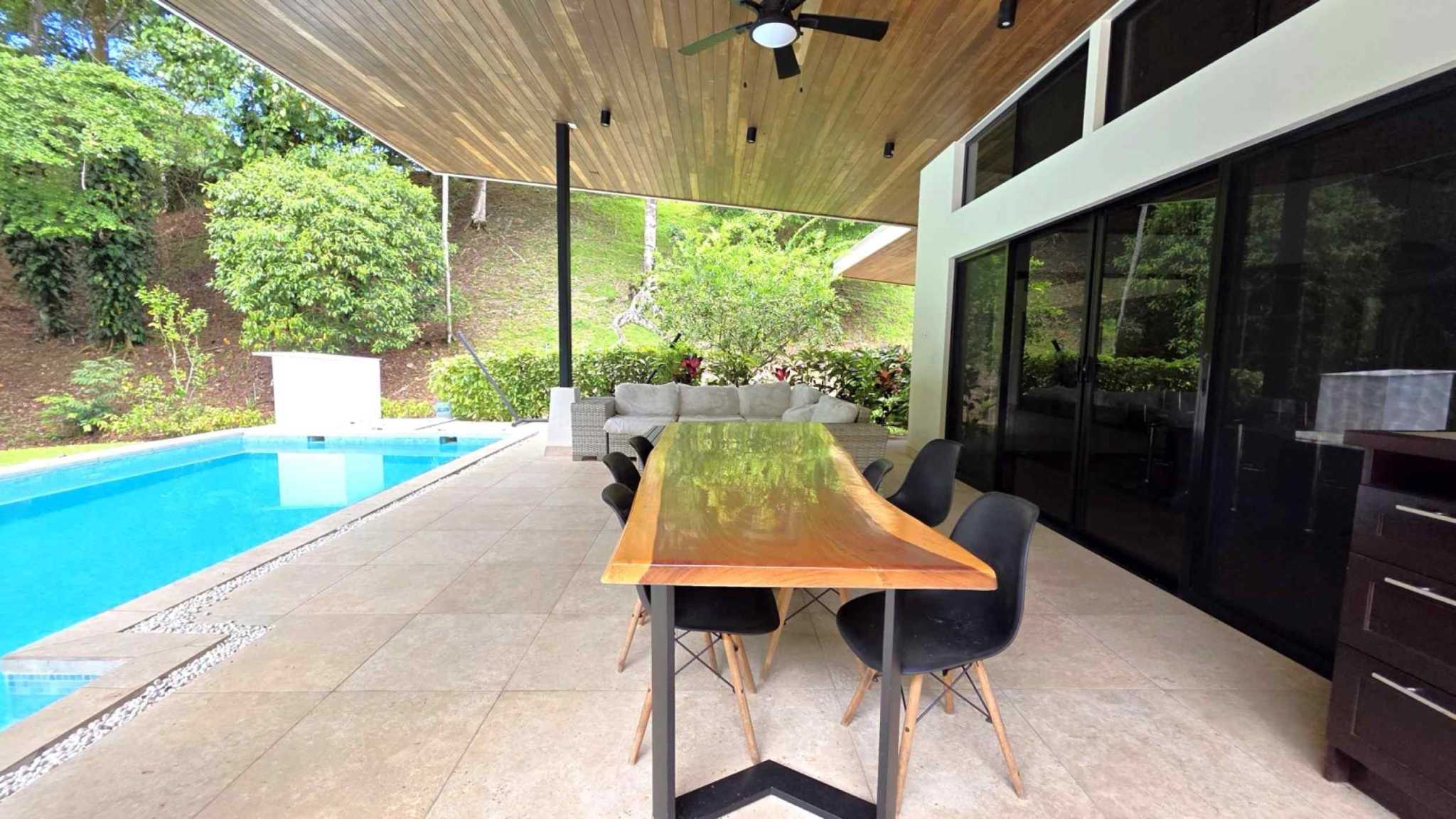 71986-18 Refreshing 3-Bedroom Riverfront Retreat with Private Pool & Lush Gardens in Ojochal Costa Rica