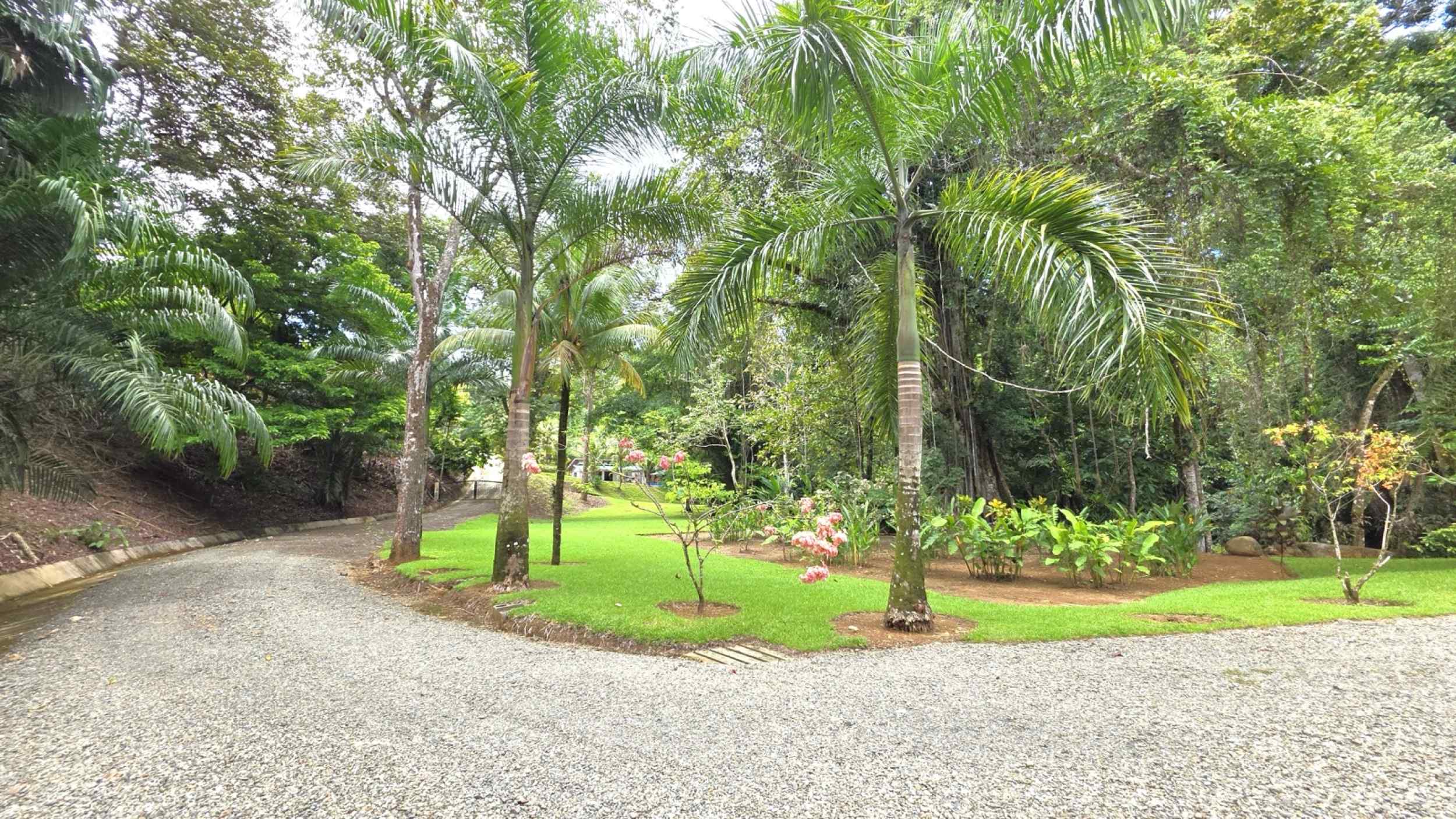 Refreshing 3-Bedroom Riverfront Retreat with Private Pool & Lush Gardens in Ojochal Costa Rica