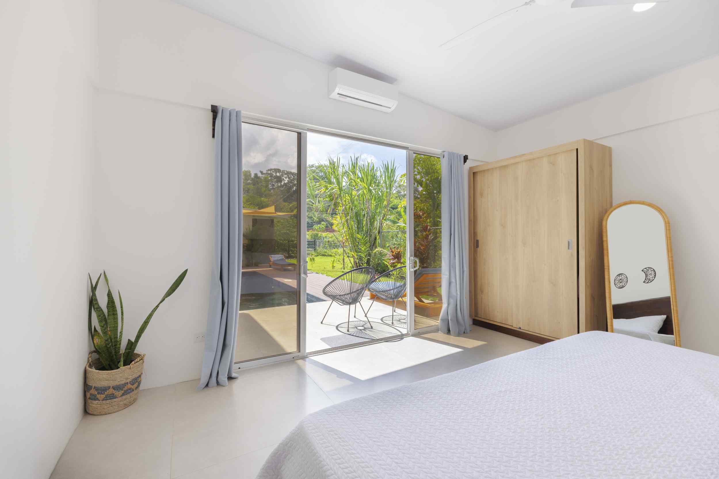 72177-9 Modern 4-Bedroom Home with Private Pool & Walk-to-Beach Access in Uvita Costa Rica