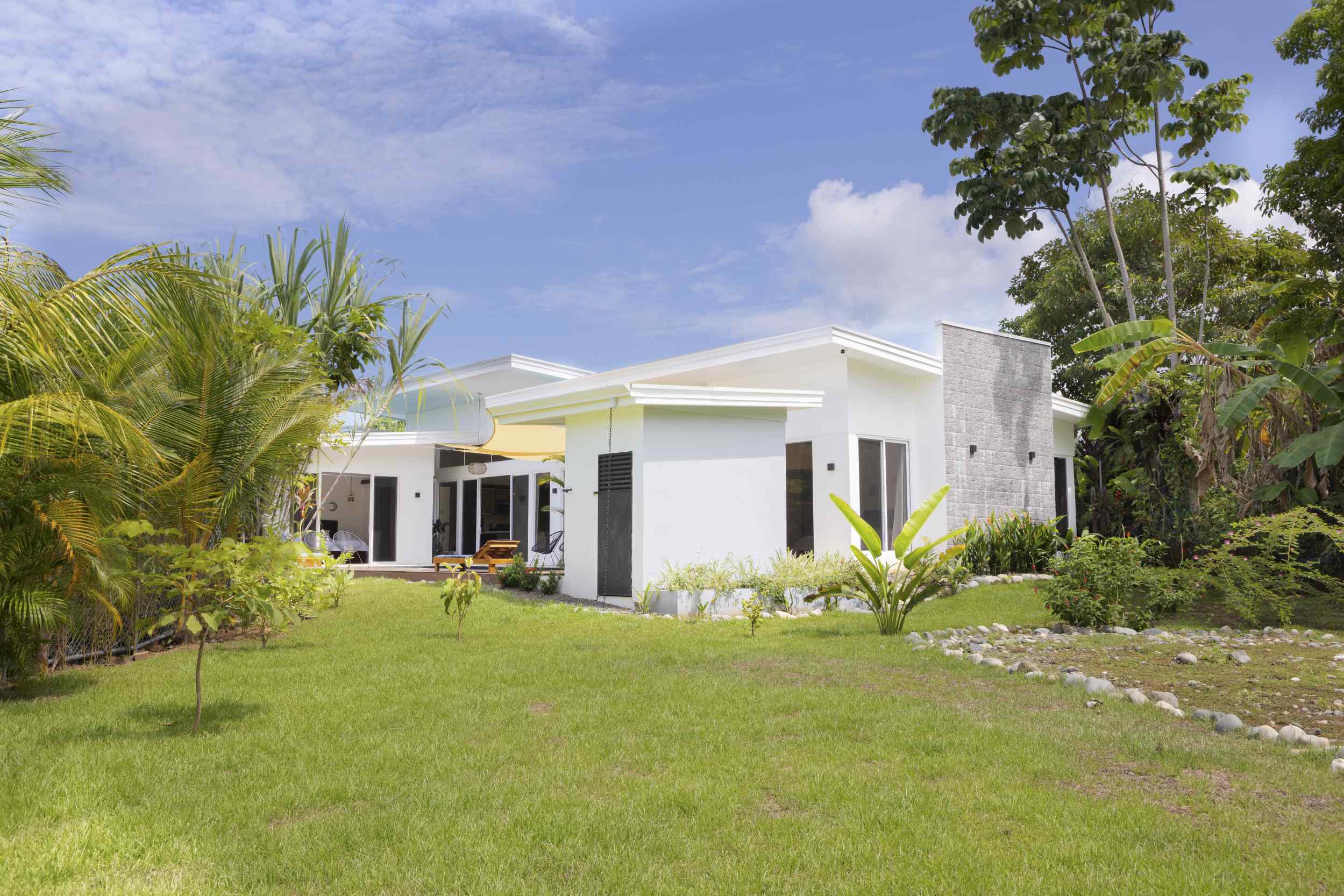 72177-12 Modern 4-Bedroom Home with Private Pool & Walk-to-Beach Access in Uvita Costa Rica