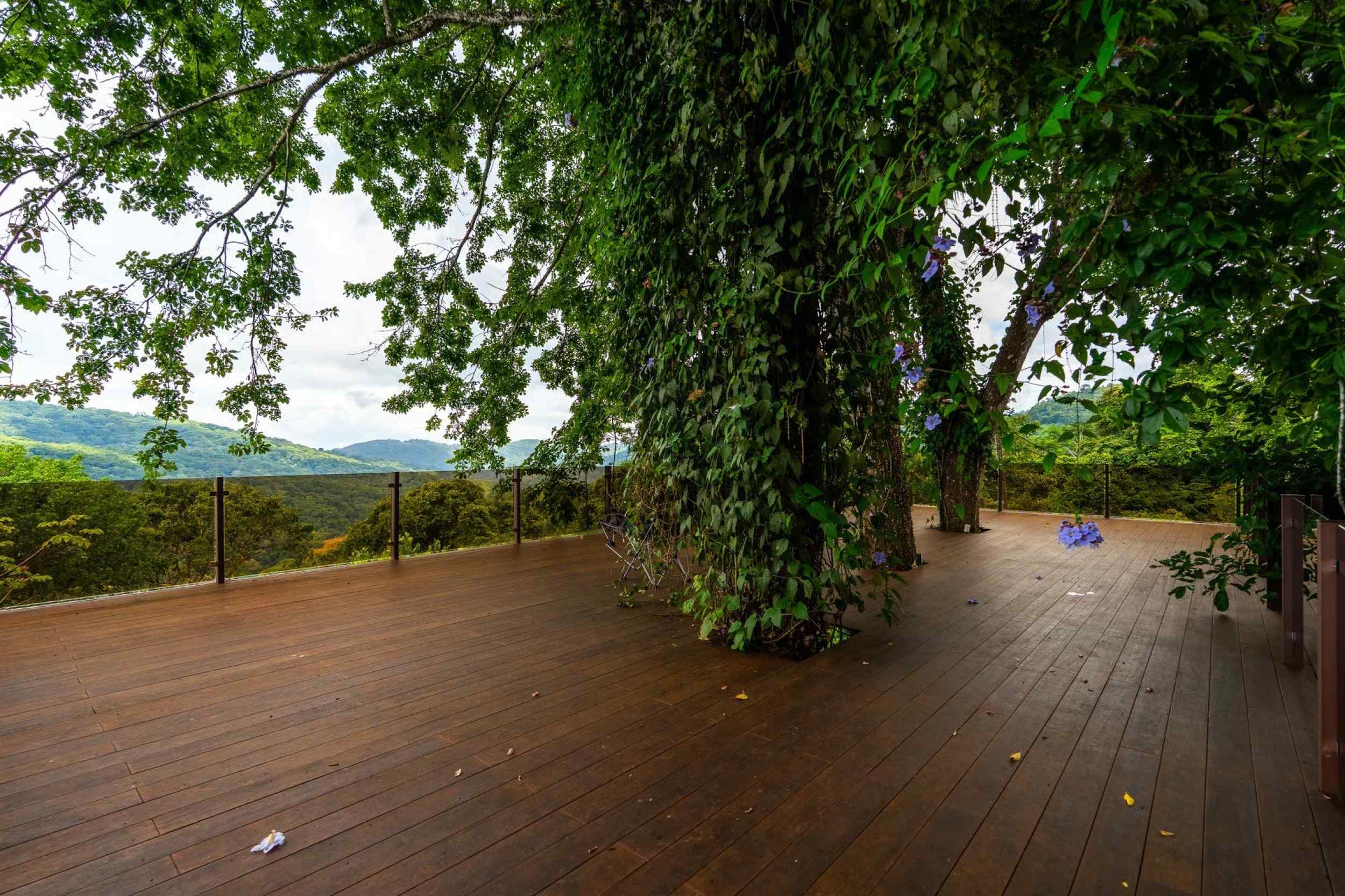 72287-8 Extraordinary 3-Bedroom Jungle Retreat with Sky Platform & Mountain Views in Dominical Costa Rica