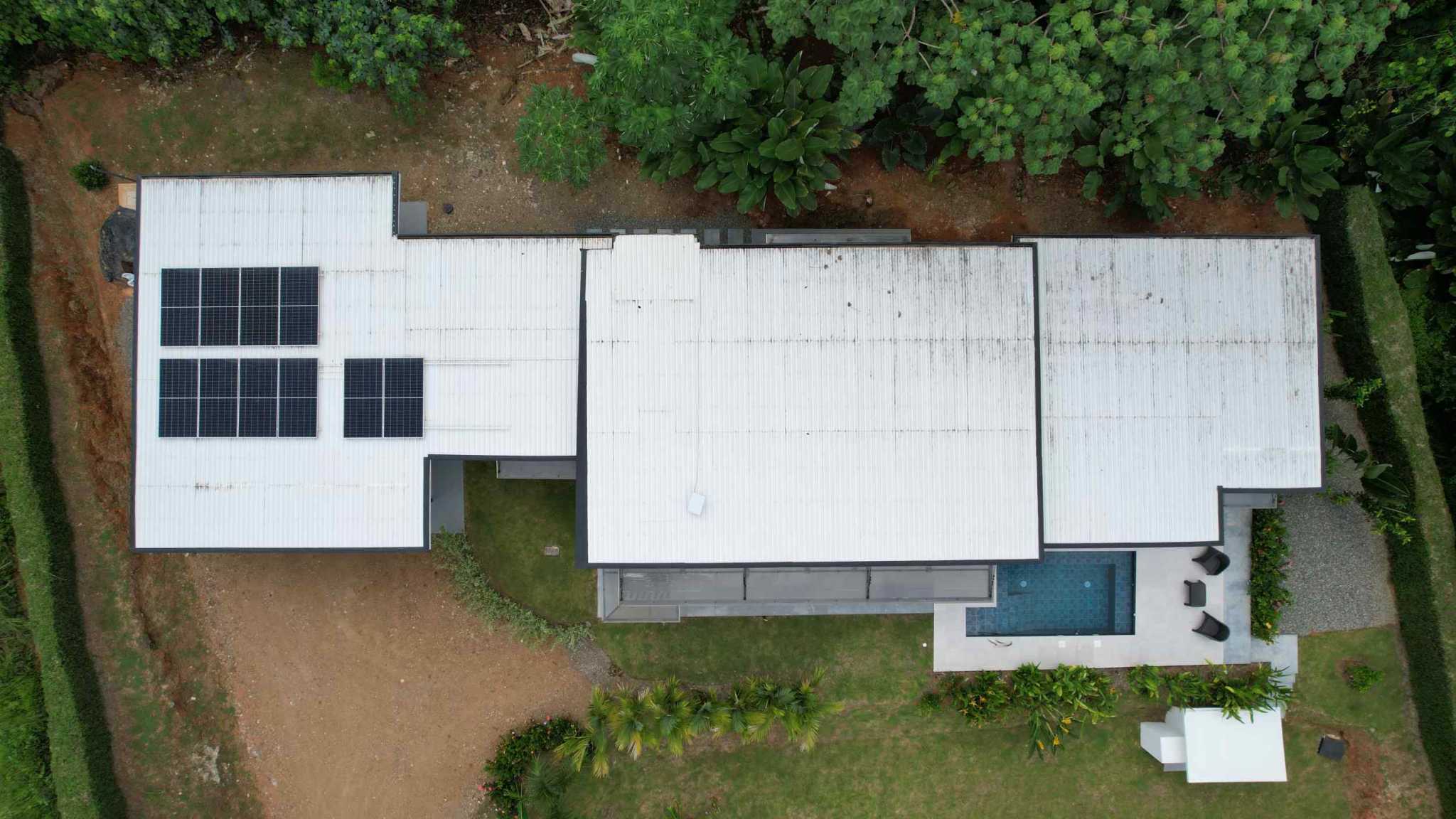 72374-4 Stunning 2-Bedroom House with Heated Saltwater Pool & Solar Backup in Ojochal Costa Rica