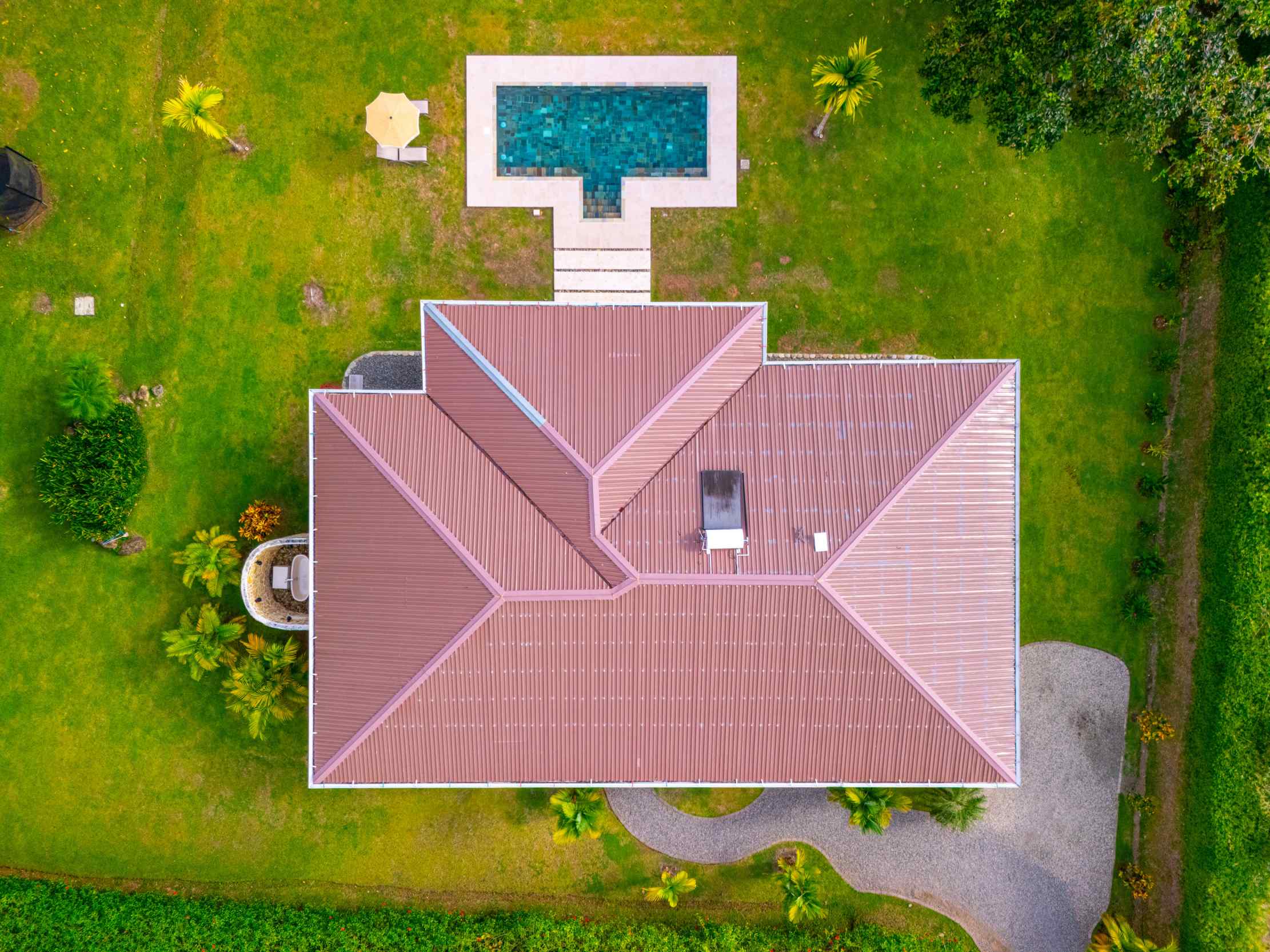 72404-2 Modern 3-Bedroom Home with Pool, Ocean & Mountain Views in Ojochal Costa Rica