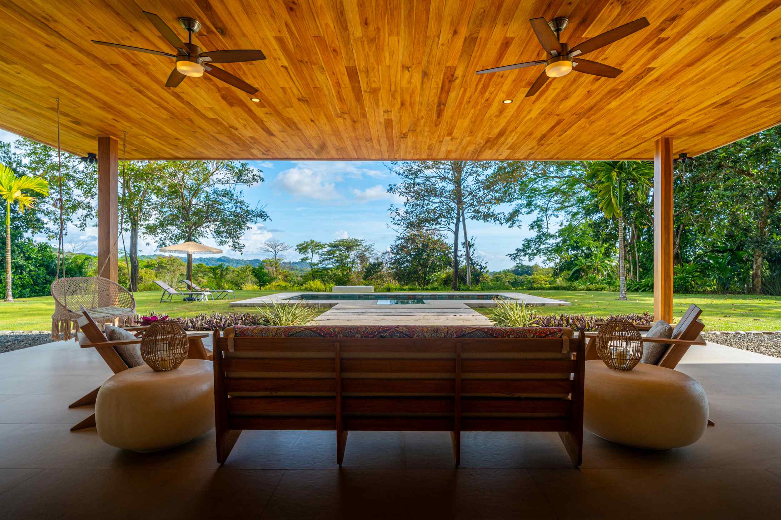 72404-9 Modern 3-Bedroom Home with Pool, Ocean & Mountain Views in Ojochal Costa Rica