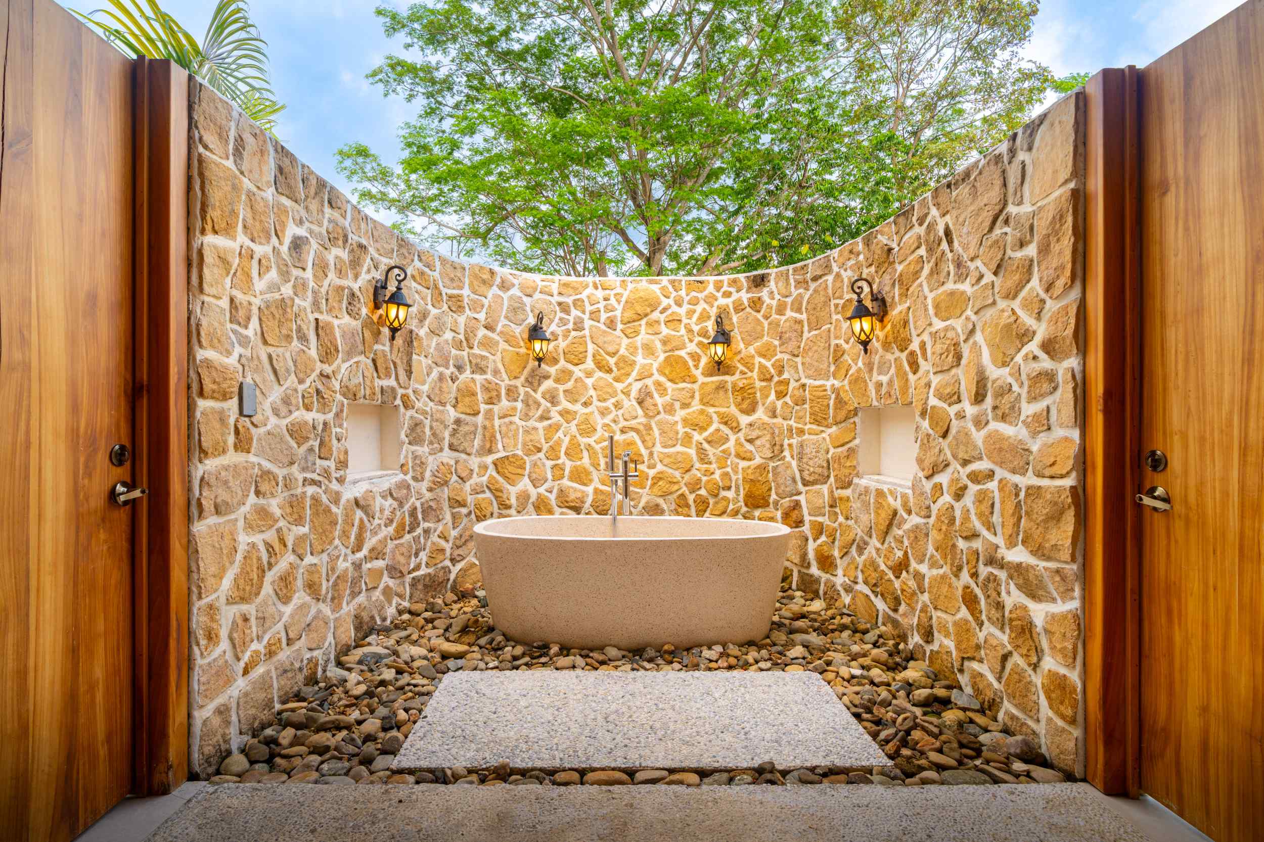 72404-11 Modern 3-Bedroom Home with Pool, Ocean & Mountain Views in Ojochal Costa Rica