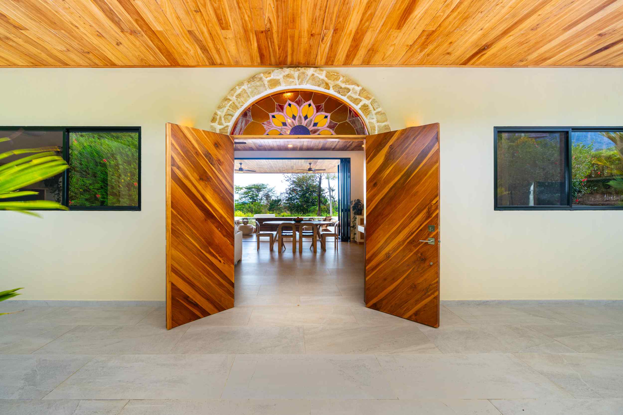 72404-14 Modern 3-Bedroom Home with Pool, Ocean & Mountain Views in Ojochal Costa Rica