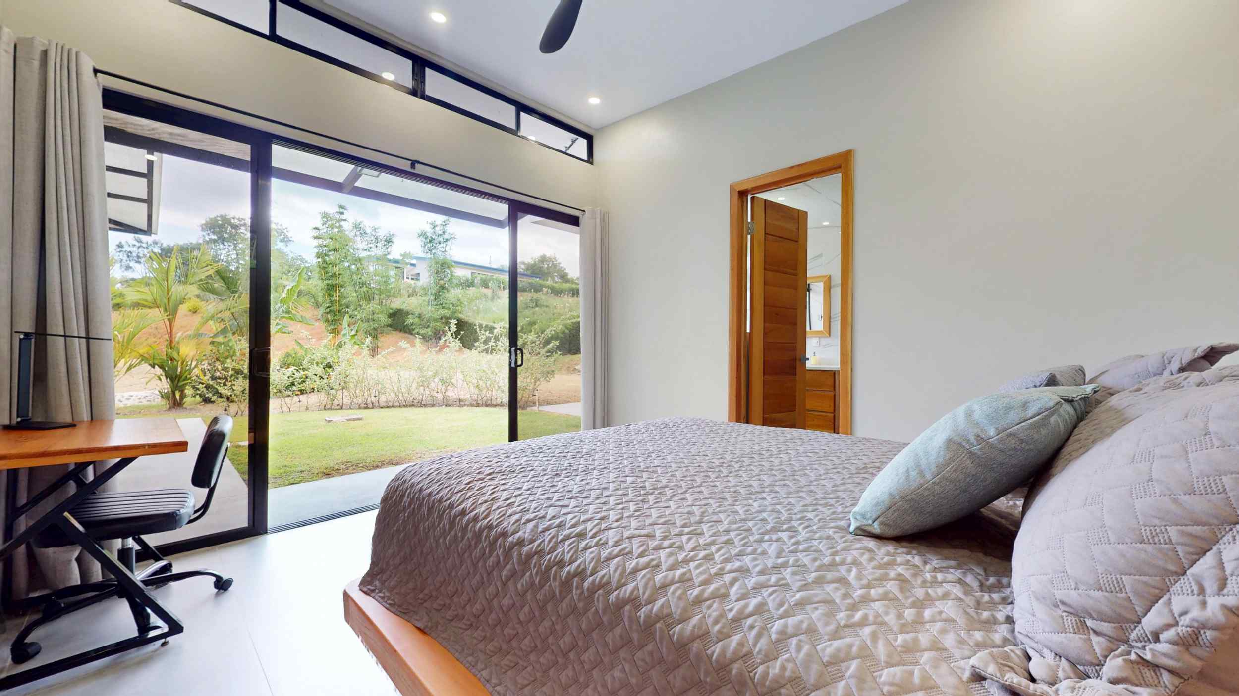 Stunning 2-Bedroom House with Heated Saltwater Pool & Solar Backup in Ojochal Costa Rica