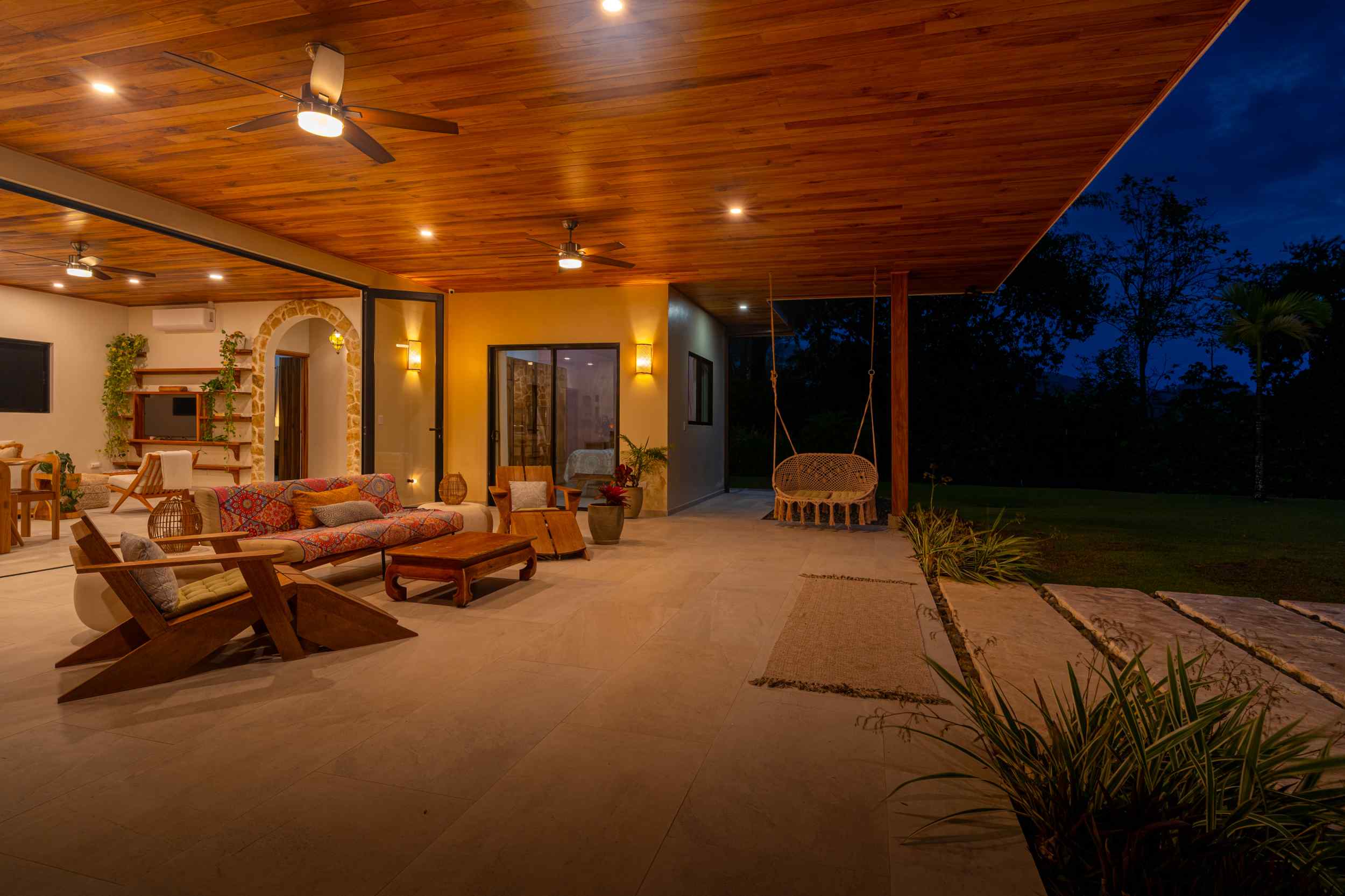 72404-28 Modern 3-Bedroom Home with Pool, Ocean & Mountain Views in Ojochal Costa Rica