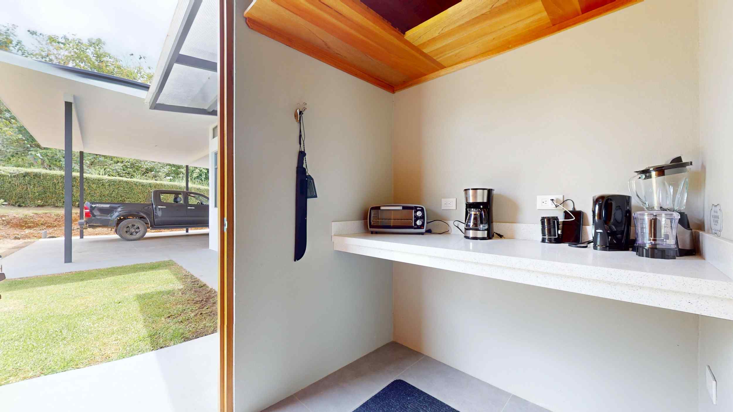 Stunning 2-Bedroom House with Heated Saltwater Pool & Solar Backup in Ojochal Costa Rica