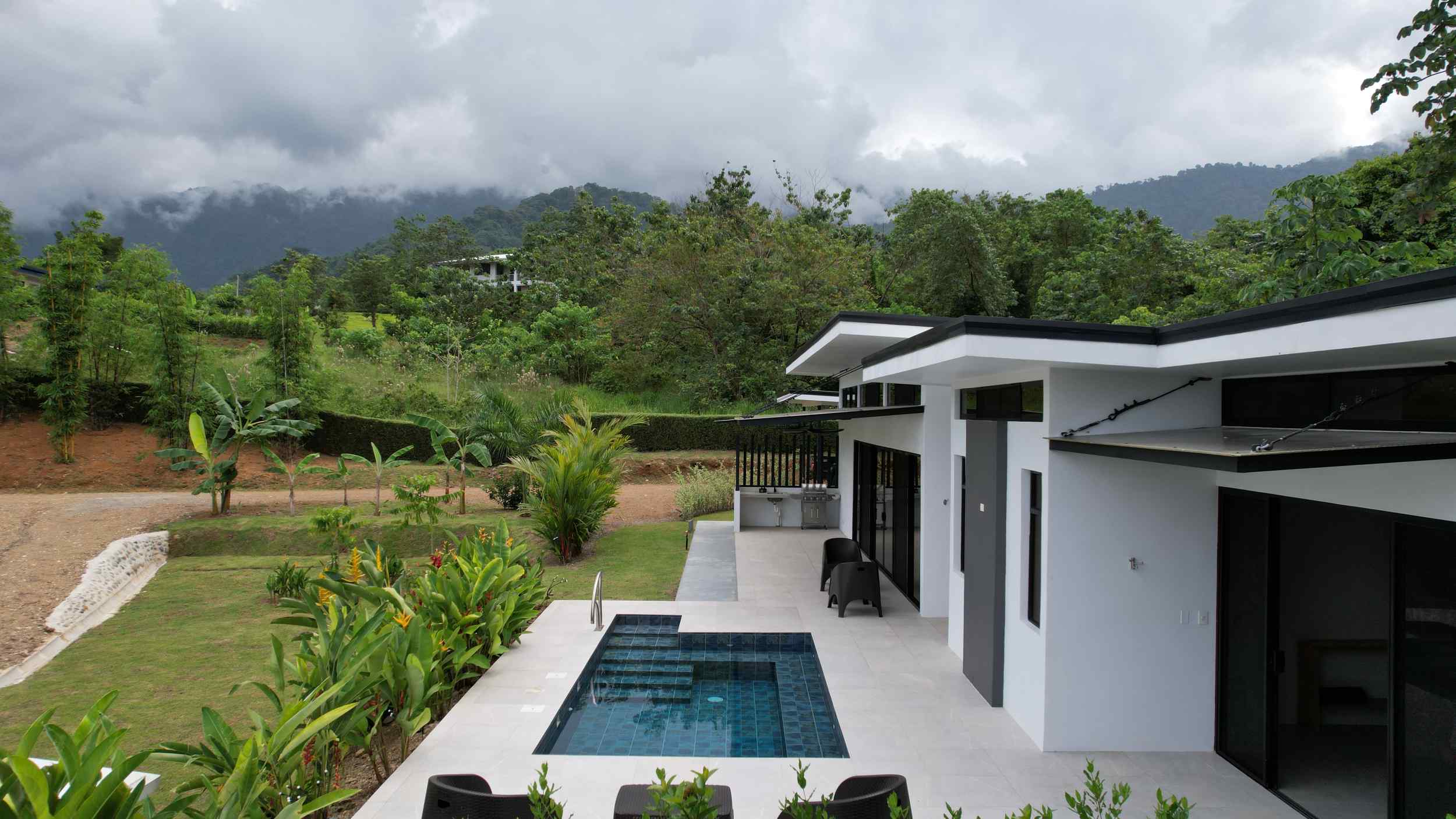 Stunning 2-Bedroom House with Heated Saltwater Pool & Solar Backup in Ojochal Costa Rica