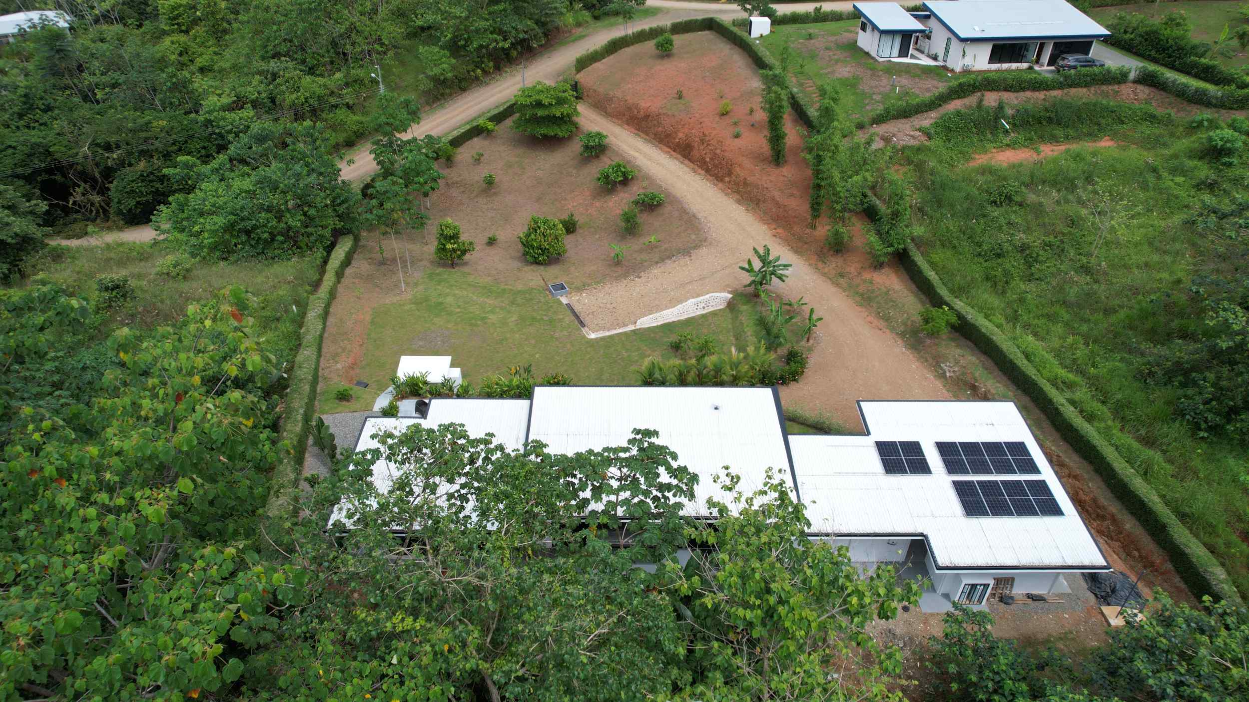Stunning 2-Bedroom House with Heated Saltwater Pool & Solar Backup in Ojochal Costa Rica