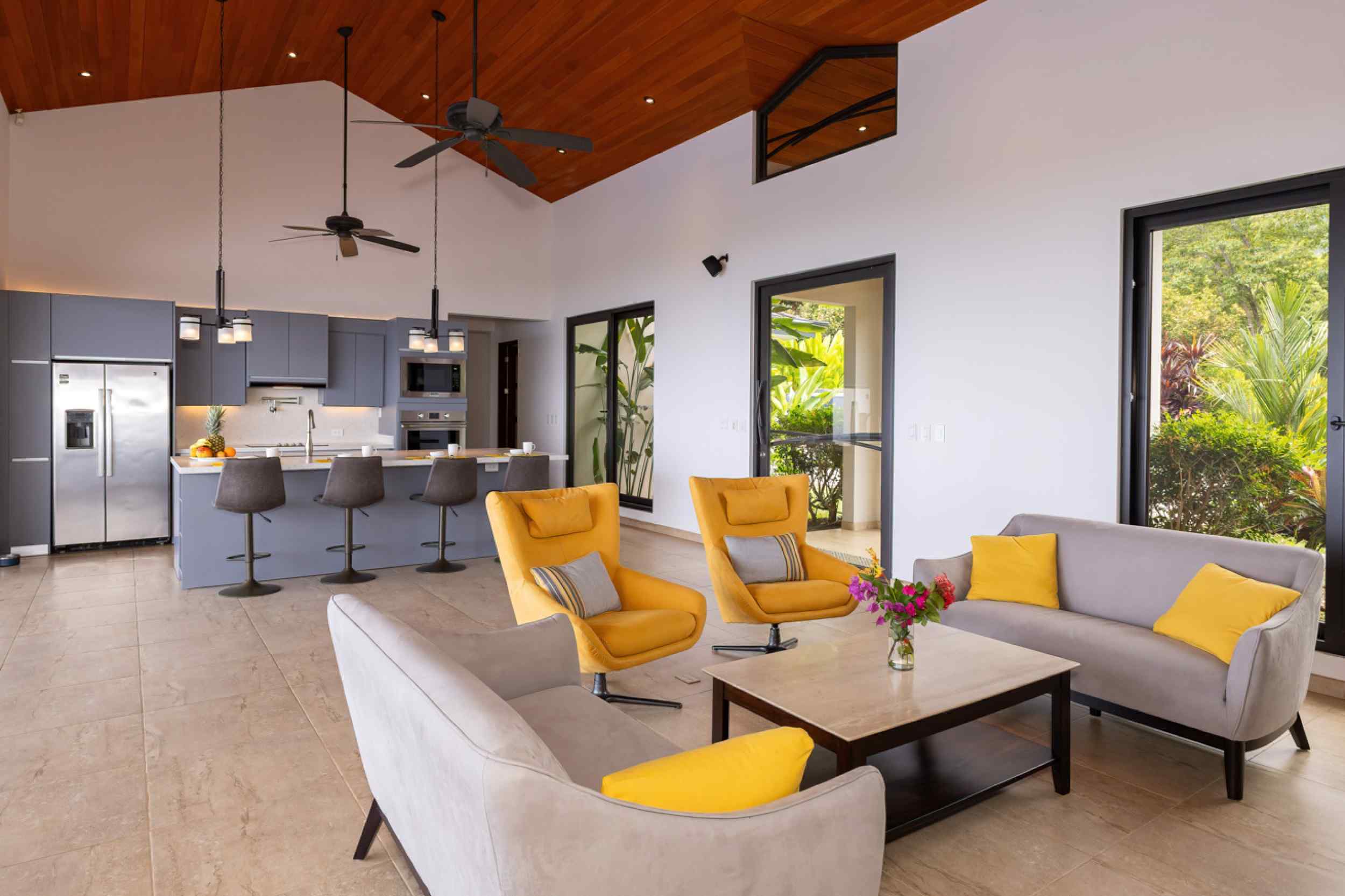 Stunning 3-Bedroom Luxury Home with Panoramic Ocean Views & Infinity Pool in Ojochal Costa Rica