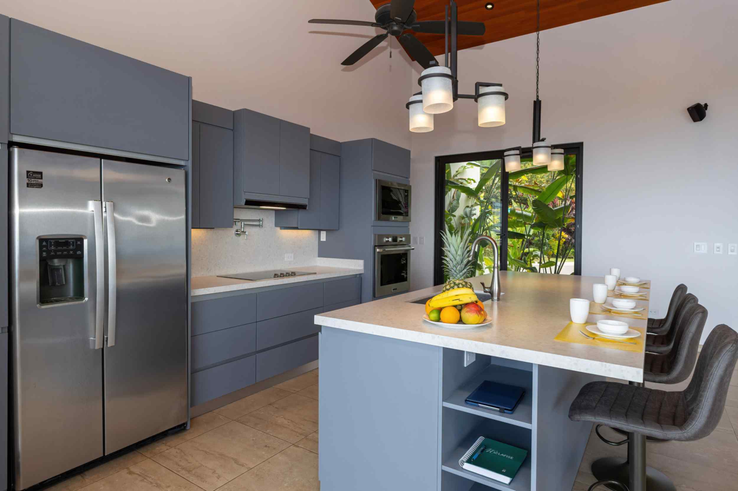 Stunning 3-Bedroom Luxury Home with Panoramic Ocean Views & Infinity Pool in Ojochal Costa Rica