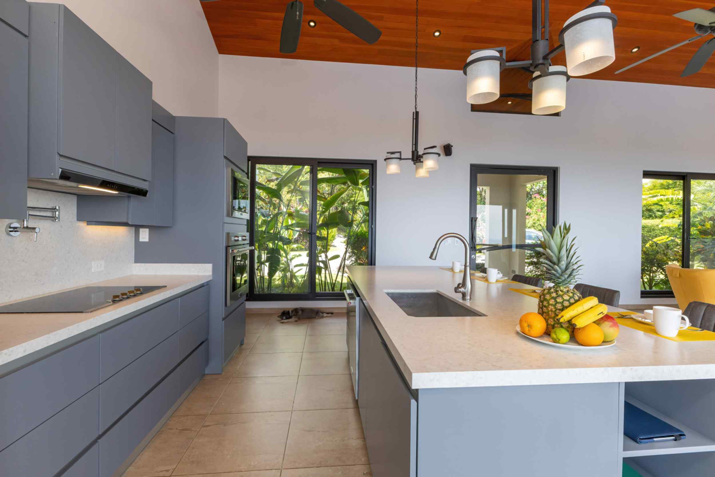 Stunning 3-Bedroom Luxury Home with Panoramic Ocean Views & Infinity Pool in Ojochal Costa Rica