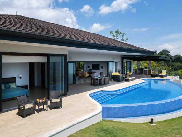 Stunning 3-Bedroom Luxury Home with Panoramic Ocean Views & Infinity Pool in Ojochal Costa Rica