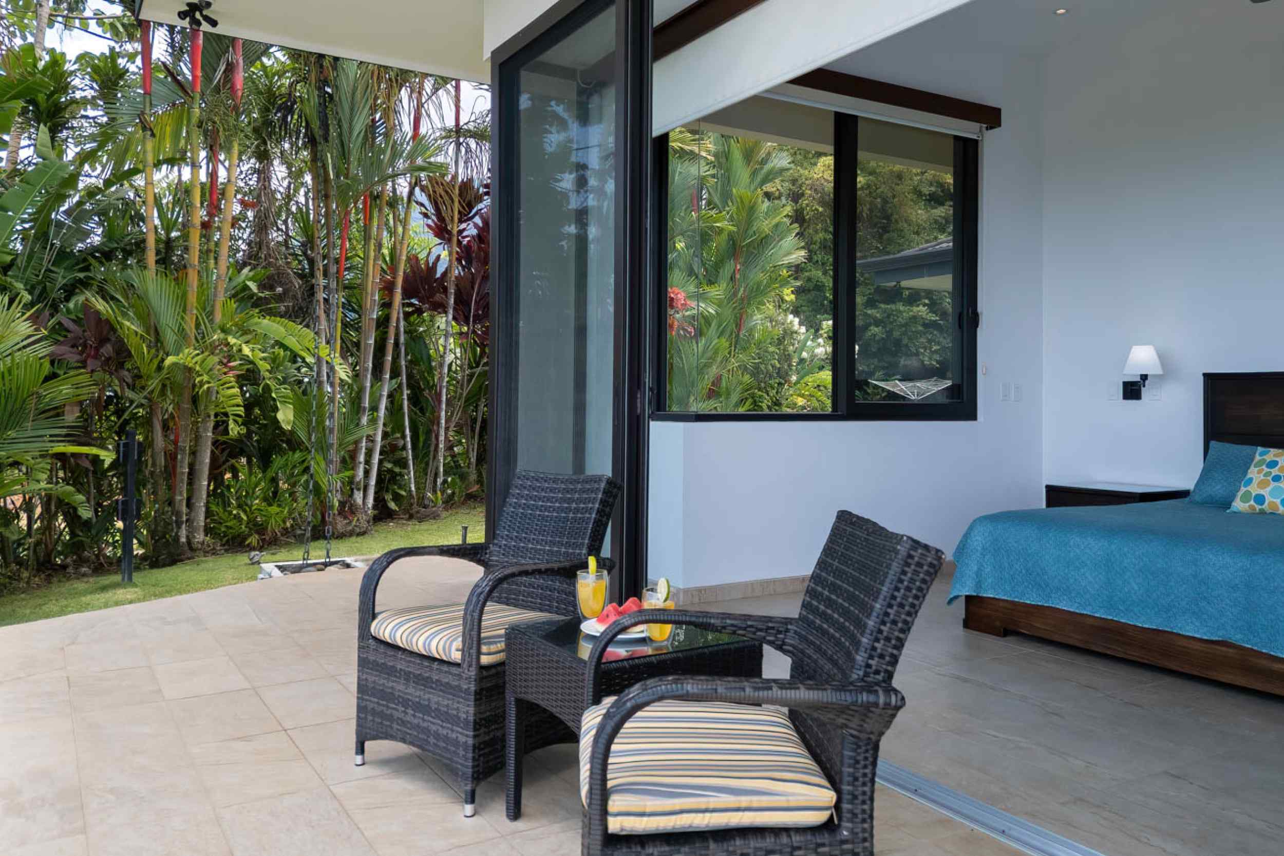 Stunning 3-Bedroom Luxury Home with Panoramic Ocean Views & Infinity Pool in Ojochal Costa Rica