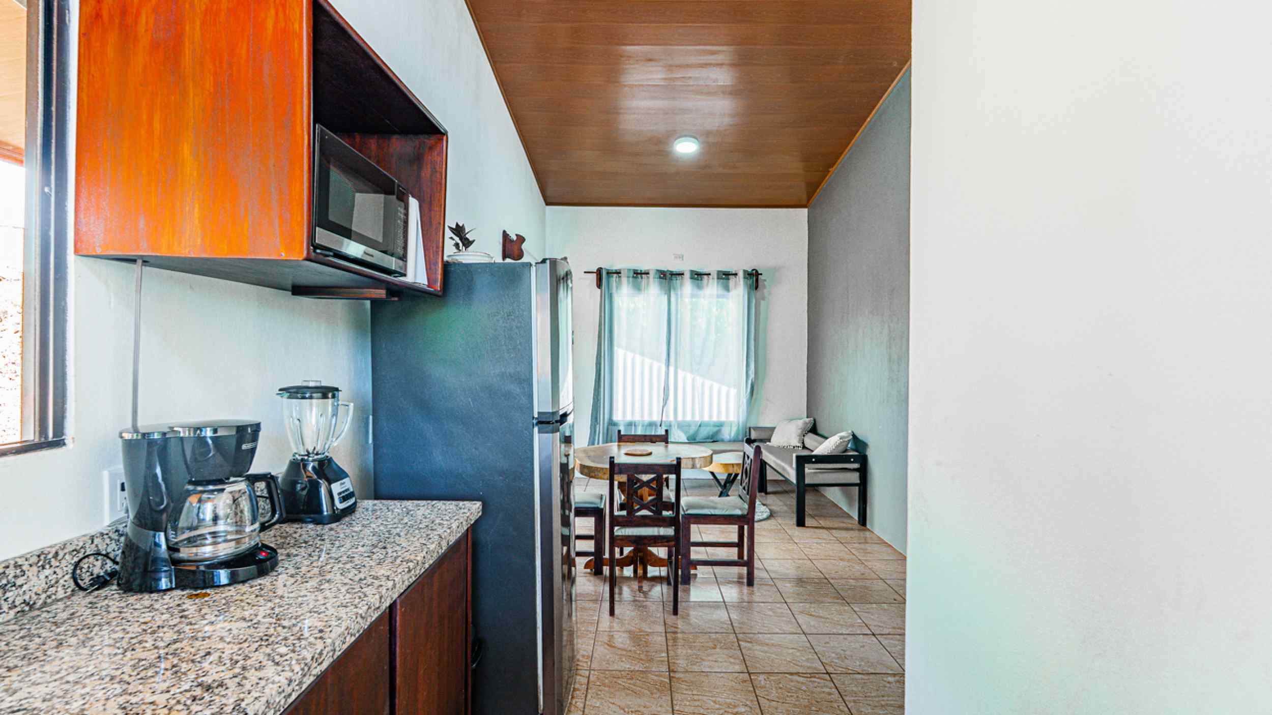 72623-21 Charming 2-Bedroom Home with Mountain Views & Swimming Pool in Ojochal Costa Rica