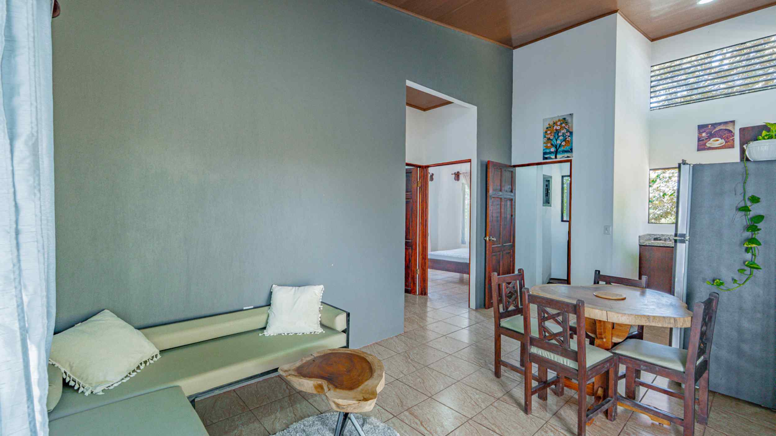 72623-25 Charming 2-Bedroom Home with Mountain Views & Swimming Pool in Ojochal Costa Rica