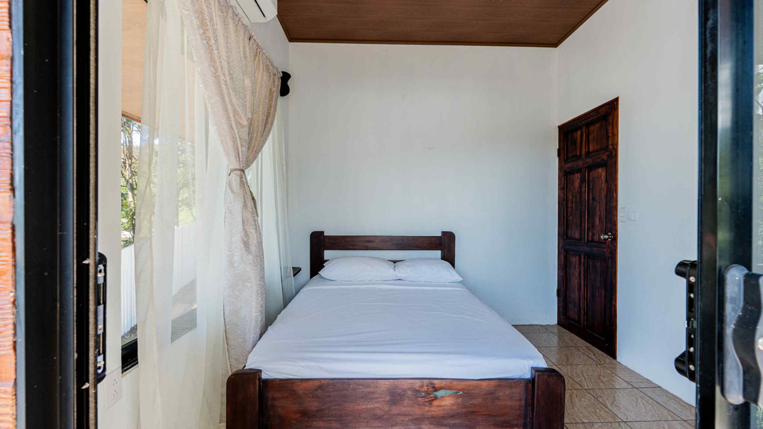 72623-35 Charming 2-Bedroom Home with Mountain Views & Swimming Pool in Ojochal Costa Rica