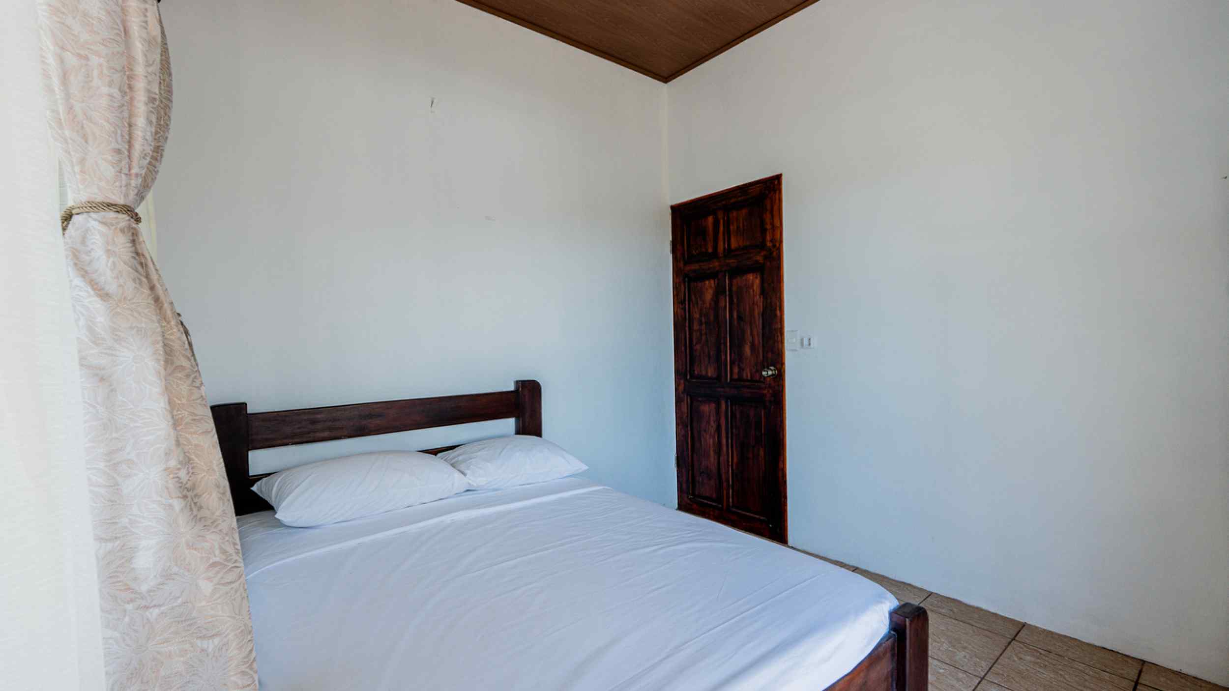 72623-36 Charming 2-Bedroom Home with Mountain Views & Swimming Pool in Ojochal Costa Rica