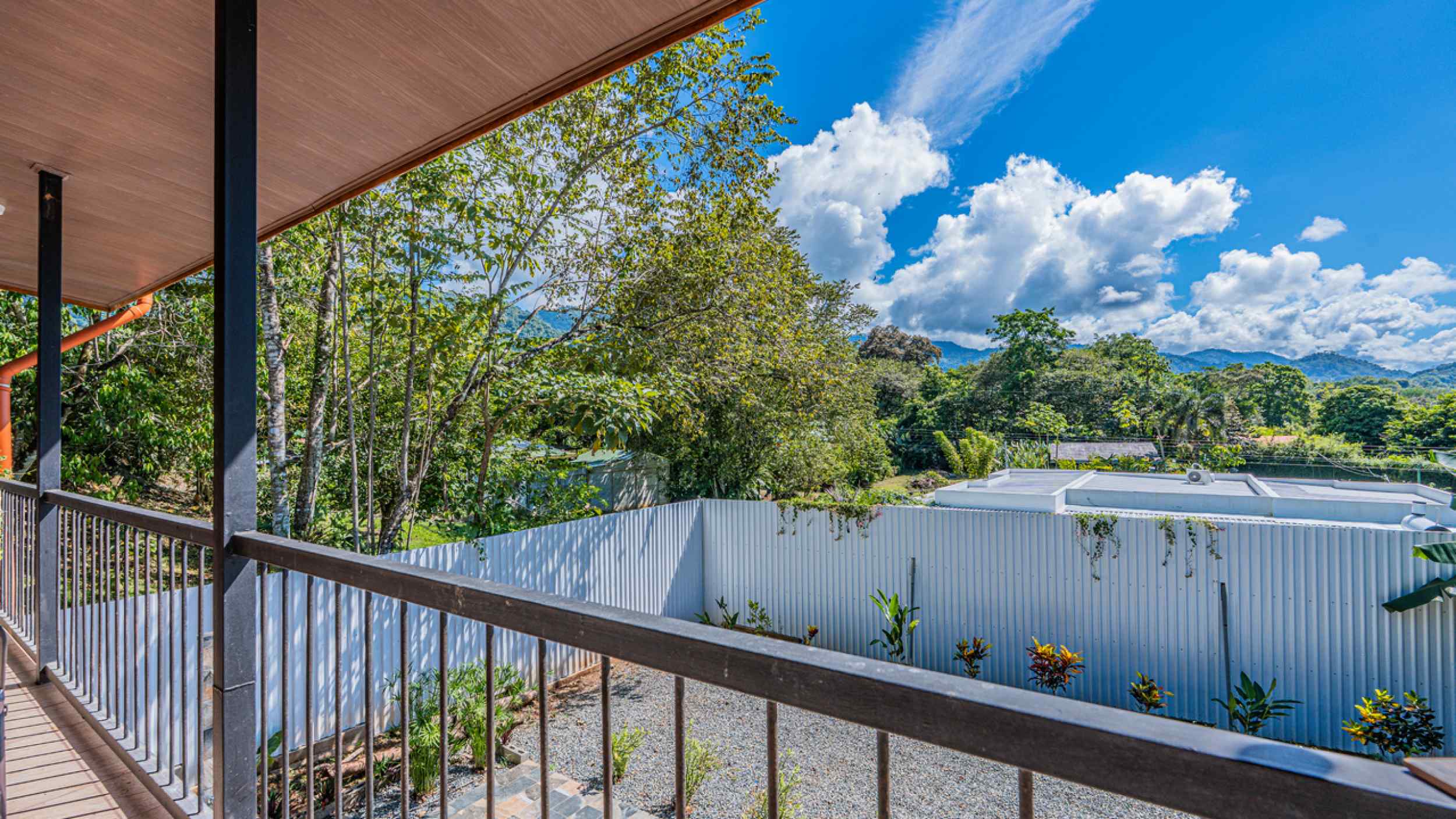 72623-40 Charming 2-Bedroom Home with Mountain Views & Swimming Pool in Ojochal Costa Rica