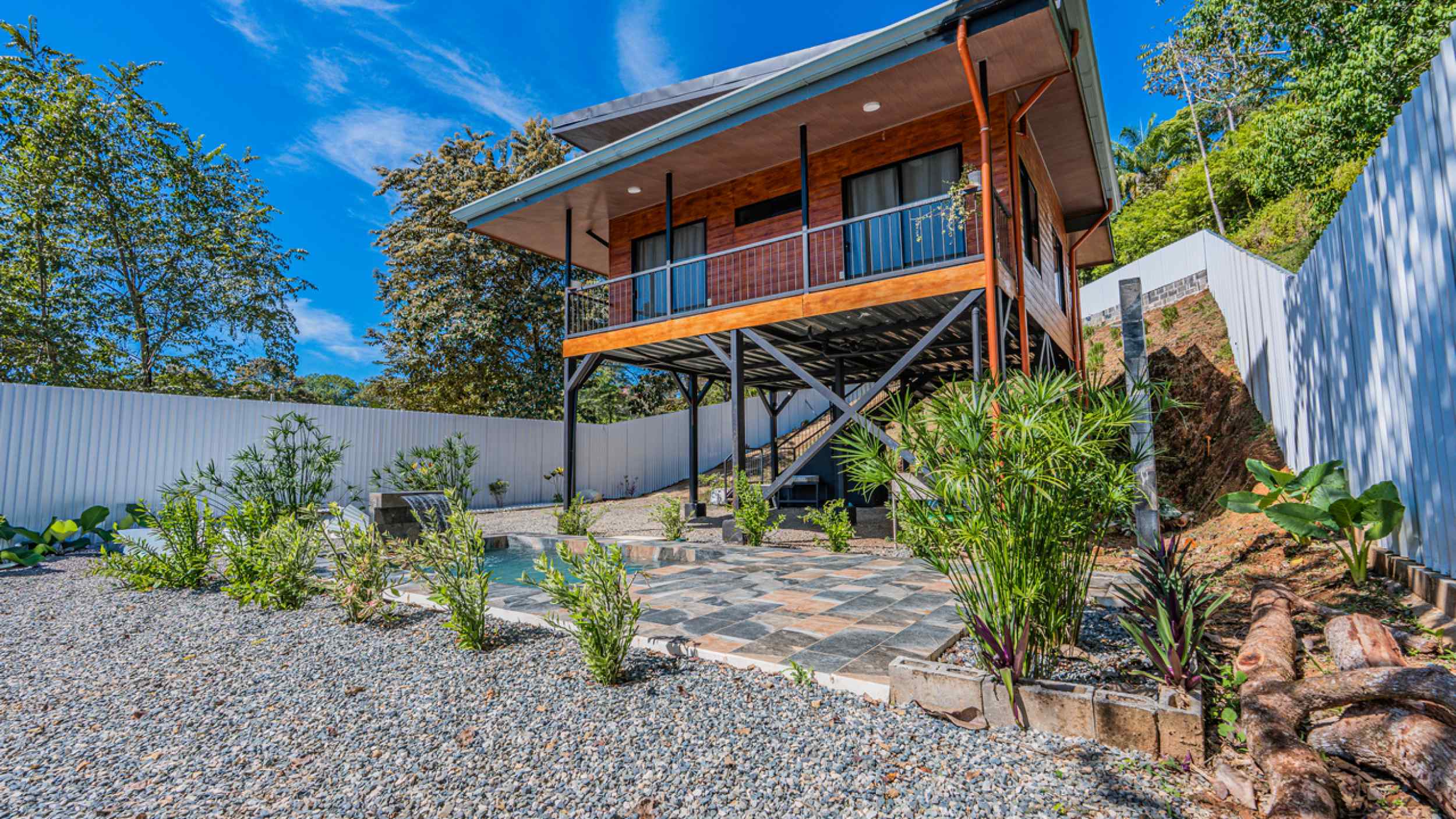 72623-47 Charming 2-Bedroom Home with Mountain Views & Swimming Pool in Ojochal Costa Rica