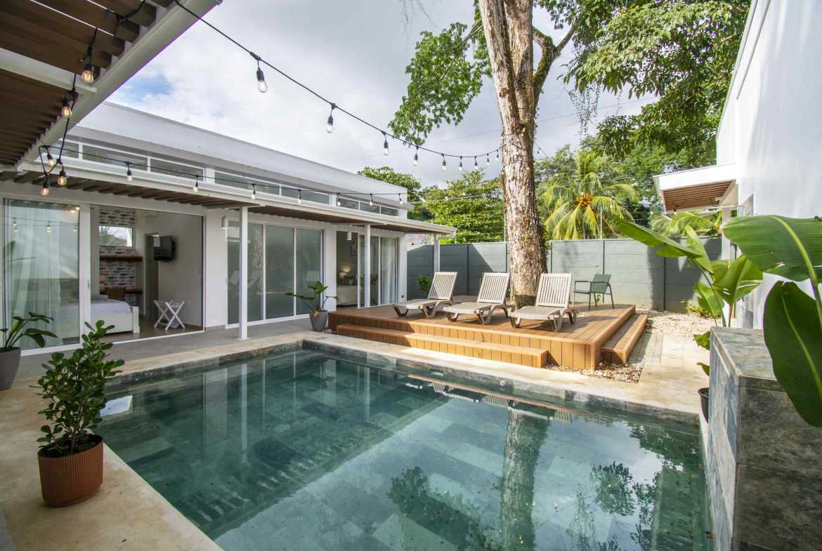 Modern Turnkey 3-Bedroom Home with Private Pool & Walk-to-Beach Access, photo 1 of 24