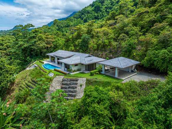 Luxury Ocean-View 3-Bedroom Home with Private Pool & Sunset Views in Ojochal Costa Rica