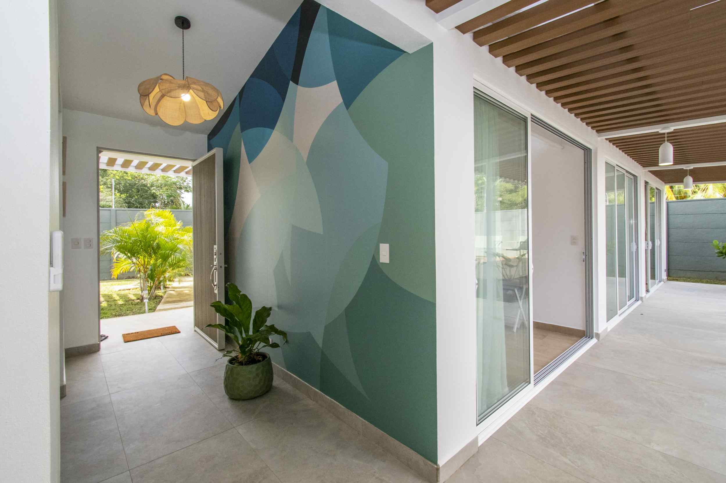 Modern Tropical 3-Bedroom Home with Private Pool & High-Speed Internet in Uvita Costa Rica