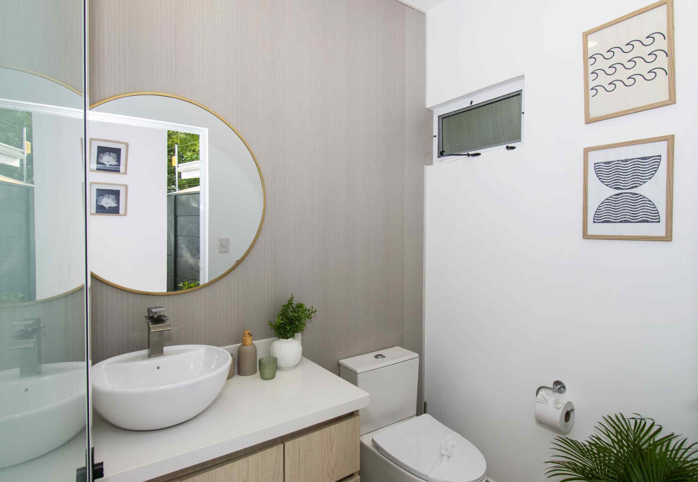 Modern Tropical 3-Bedroom Home with Private Pool & High-Speed Internet in Uvita Costa Rica