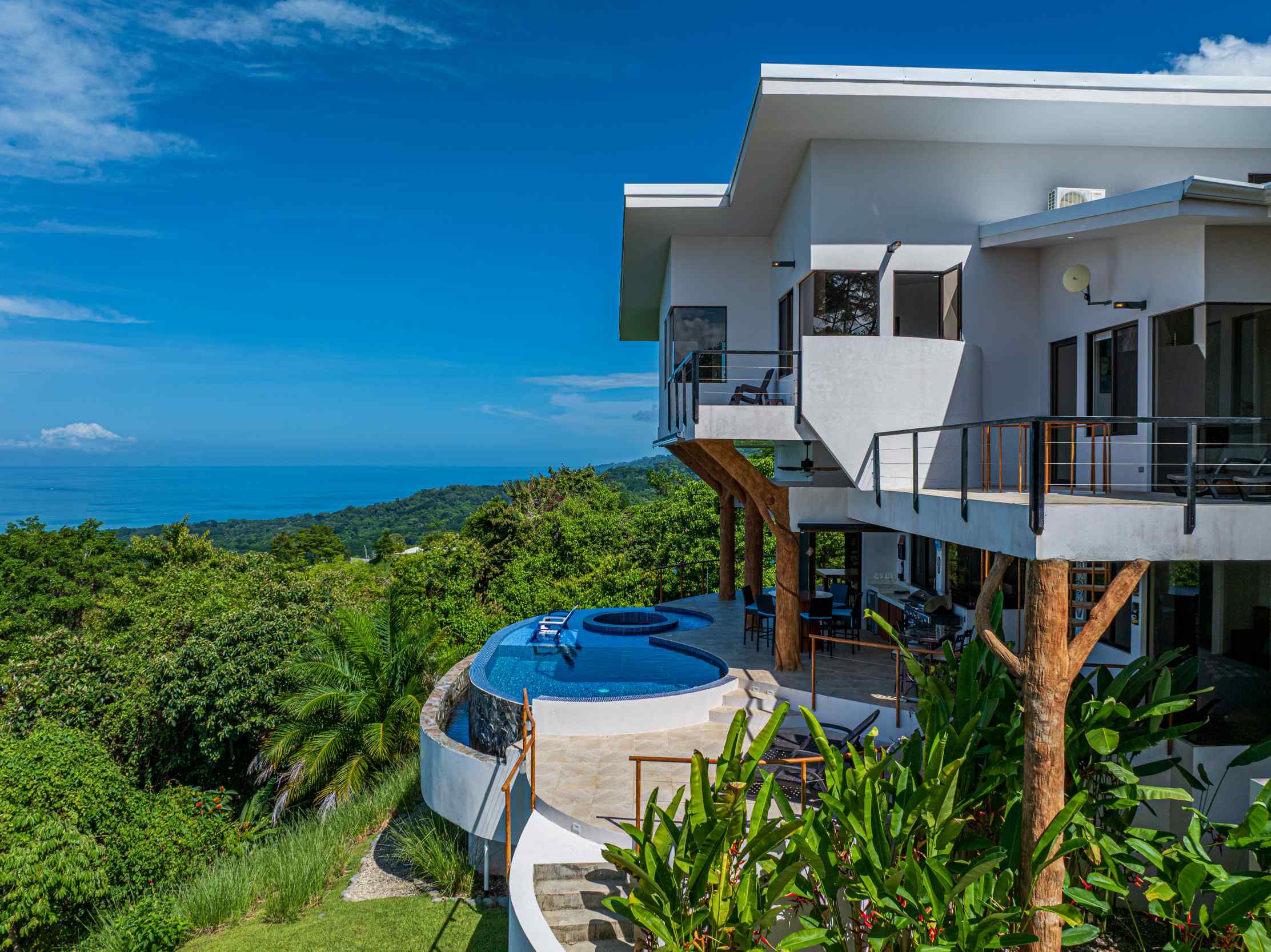 73766-3 Iconic 180° Ocean View 4-Bedroom Home with Private Pool & Jungle Views in Uvita Costa Rica