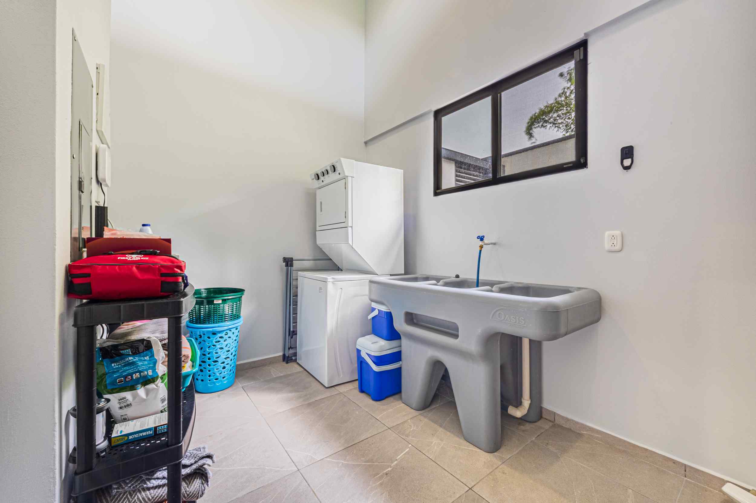 Stunning 3-Bedroom Modern Home with Pool & Waterfall Terrace in Uvita Costa Rica