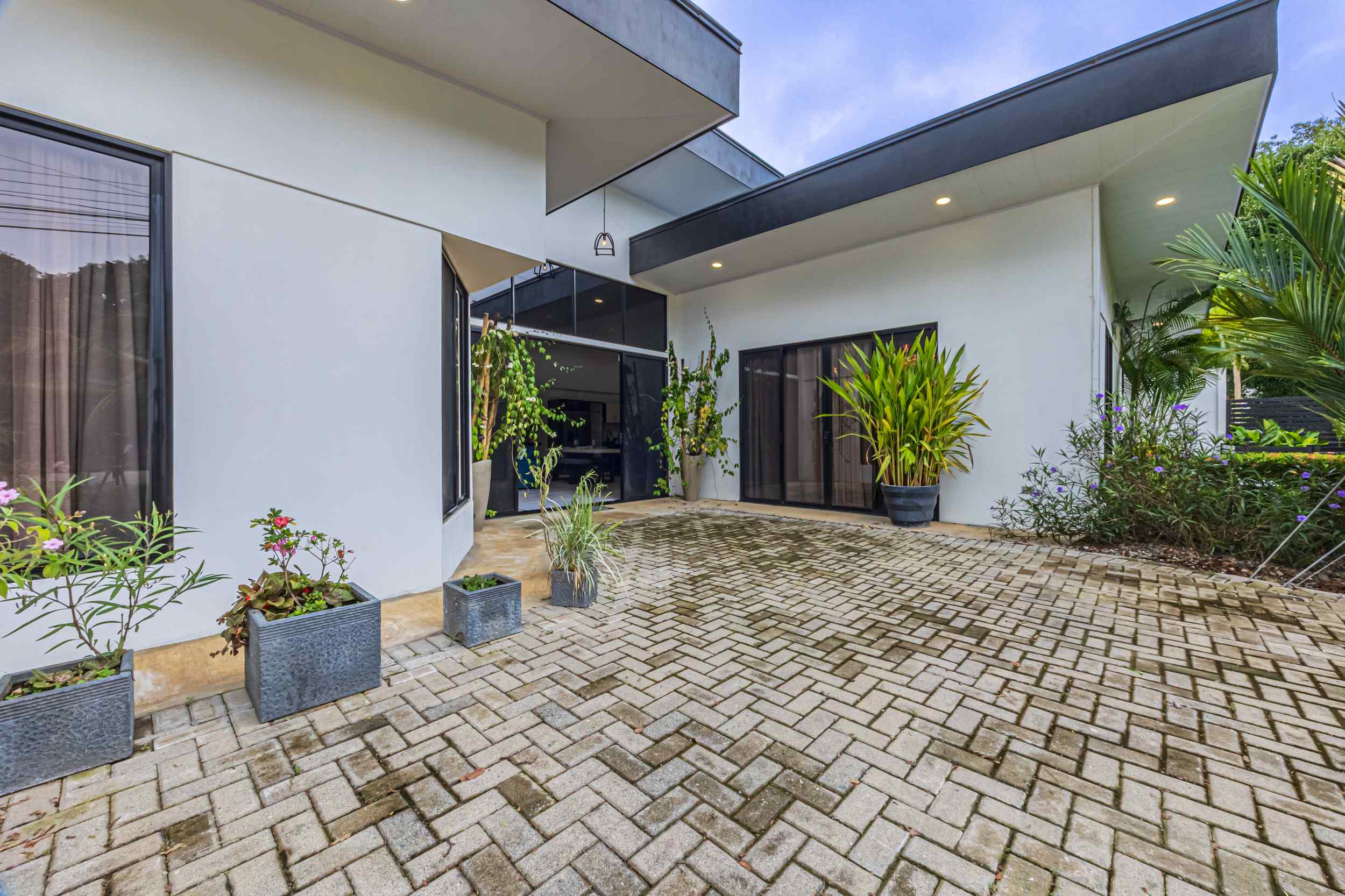 Stunning 3-Bedroom Modern Home with Pool & Waterfall Terrace in Uvita Costa Rica