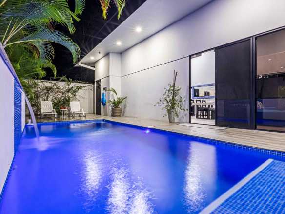 Stunning 3-Bedroom Modern Home with Pool & Waterfall Terrace in Uvita Costa Rica