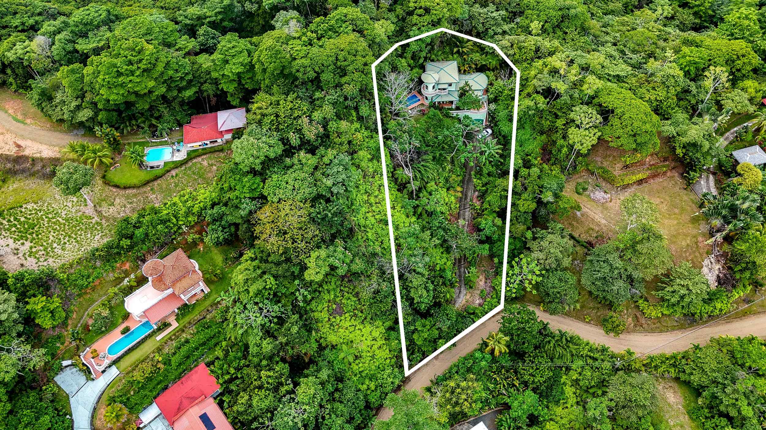 73992-5 Charming 2-Bedroom House with Ocean Views, Private Pool & Jungle Surroundings in Ojochal Costa Rica