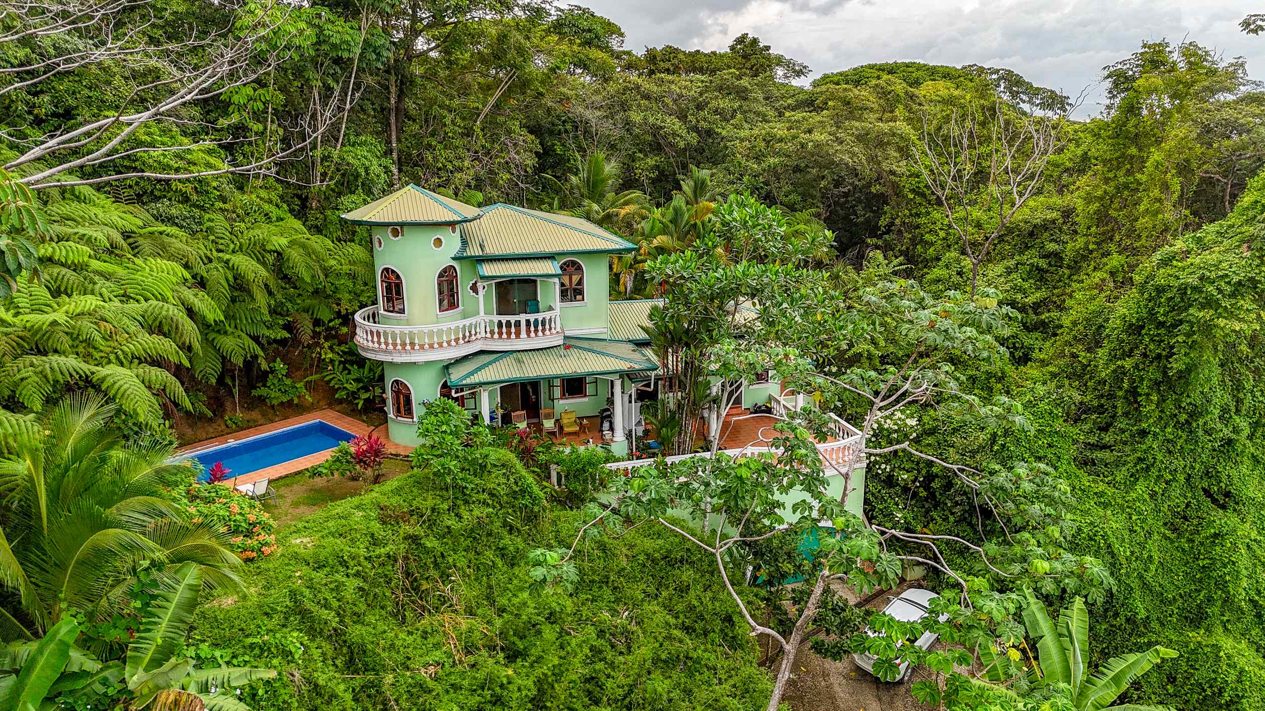 73992-27 Charming 2-Bedroom House with Ocean Views, Private Pool & Jungle Surroundings in Ojochal Costa Rica