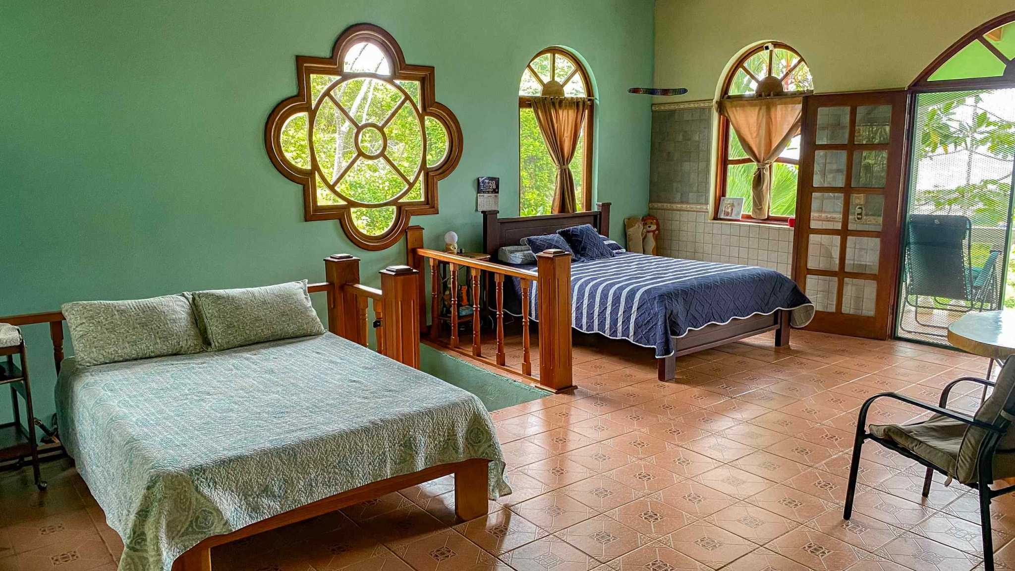 Charming 2-Bedroom House with Ocean Views, Private Pool & Jungle Surroundings in Ojochal Costa Rica