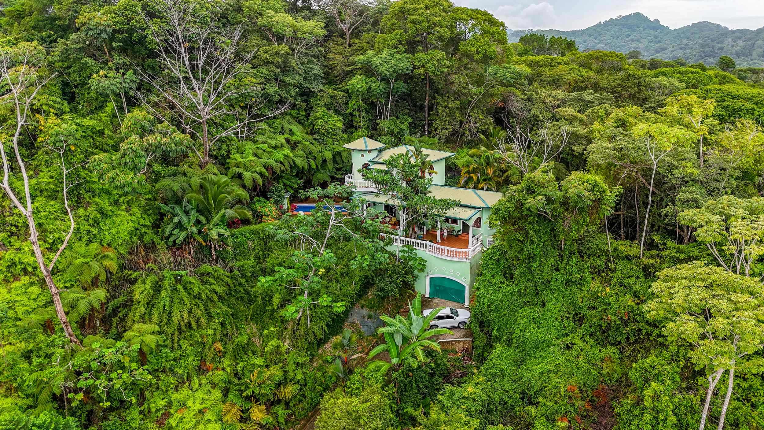 73992-49 Charming 2-Bedroom House with Ocean Views, Private Pool & Jungle Surroundings in Ojochal Costa Rica